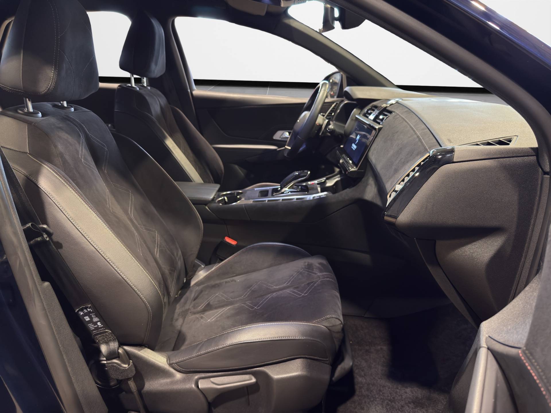 DS DS 7 DS7 1.5 bluehdi Performance Line 130cv auto usata in pronta consegna - Brandini