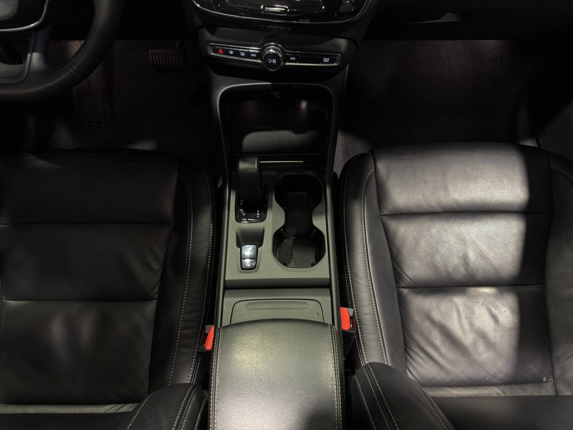 Auto Venduta - VOLVO XC40 XC40 1.5 T3 Momentum Pro 163cv auto my21 usata in pronta consegna - Brandini