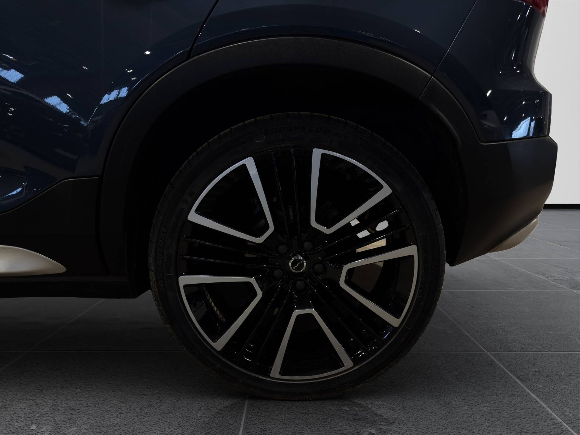 Auto Venduta - VOLVO XC40 XC40 1.5 T3 Momentum Pro 163cv auto my21 usata in pronta consegna - Brandini