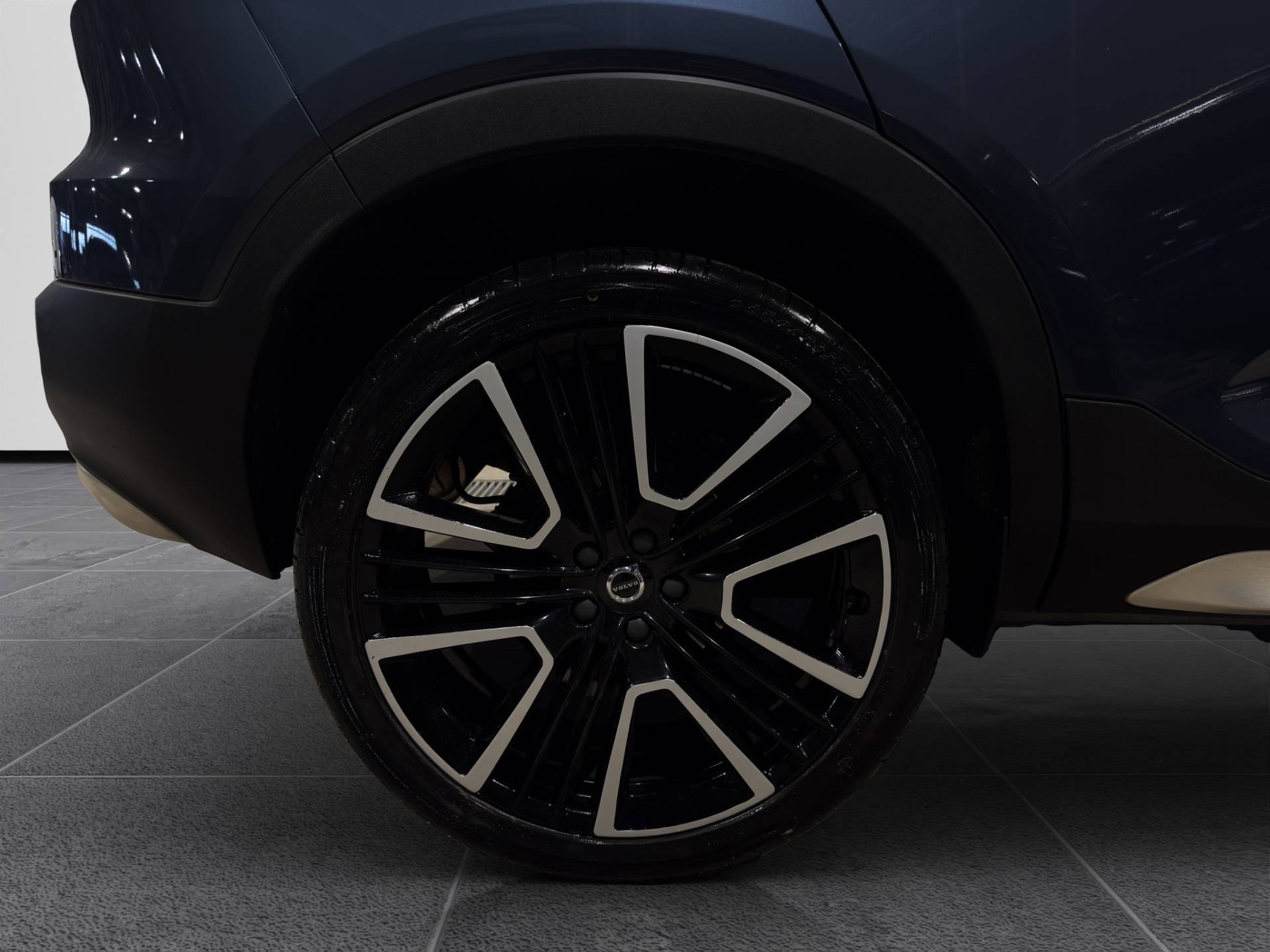 Auto Venduta - VOLVO XC40 XC40 1.5 T3 Momentum Pro 163cv auto my21 usata in pronta consegna - Brandini