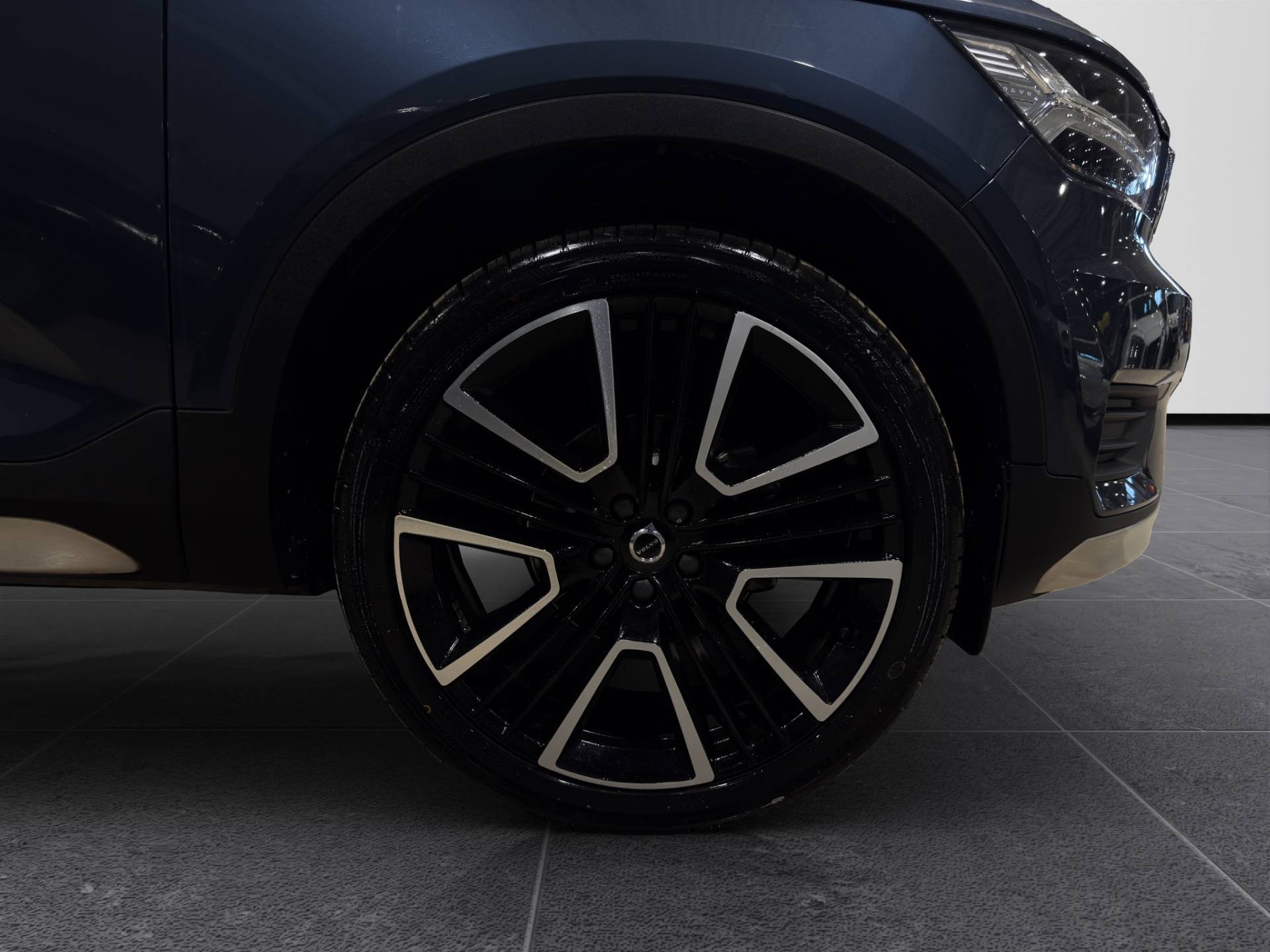 Auto Venduta - VOLVO XC40 XC40 1.5 T3 Momentum Pro 163cv auto my21 usata in pronta consegna - Brandini