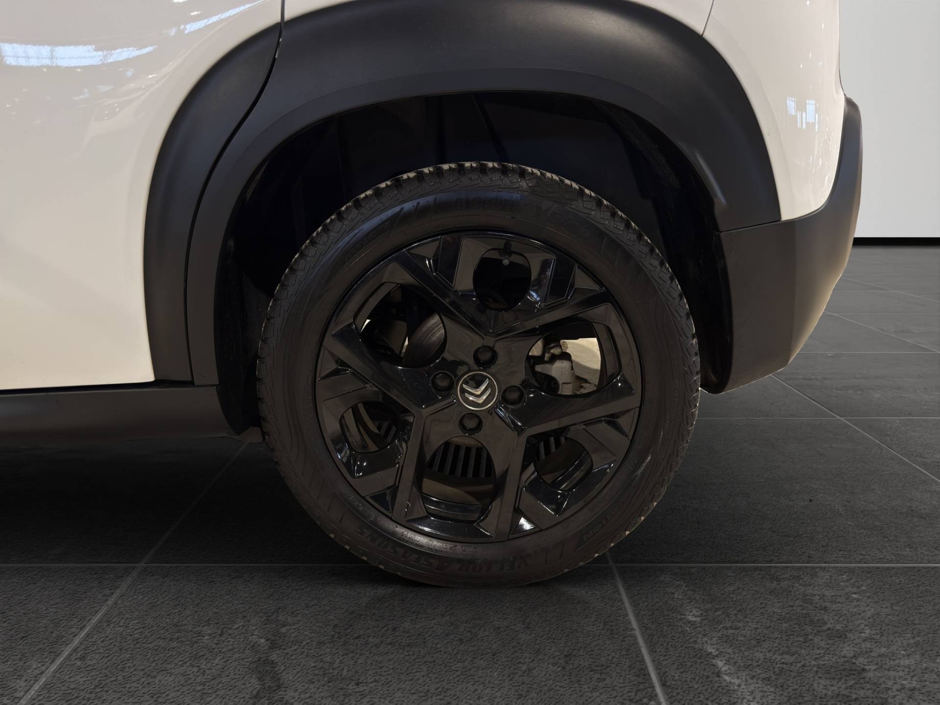 CITROEN C3 Aircross C3 Aircross 1.5 bluehdi Shine s&s 120cv eat6 usata in pronta consegna - Brandini