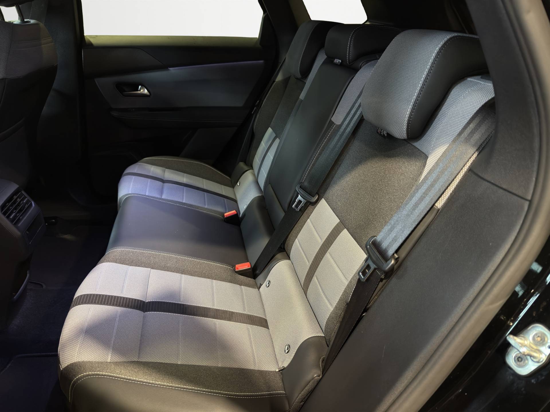 OPEL Grandland Grandland 1.2 hybrid GS 136cv e-dcs6 usata in pronta consegna - Brandini