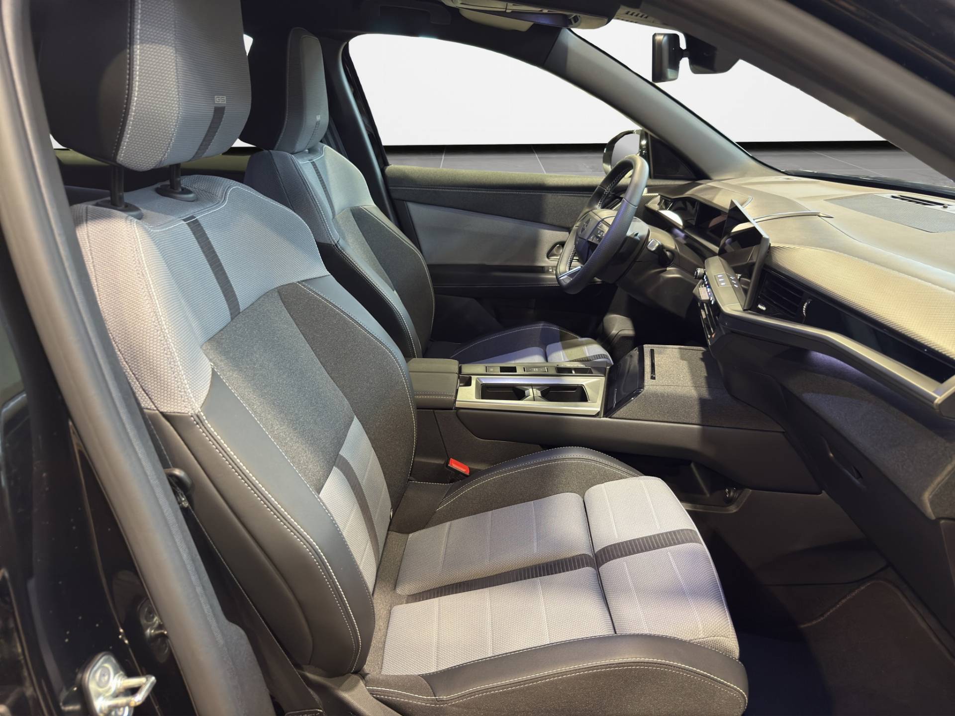 OPEL Grandland Grandland 1.2 hybrid GS 136cv e-dcs6 usata in pronta consegna - Brandini