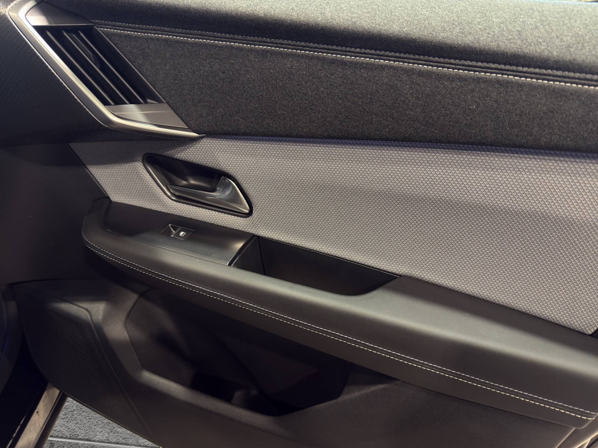 OPEL Grandland Grandland 1.2 hybrid GS 136cv e-dcs6 usata in pronta consegna - Brandini