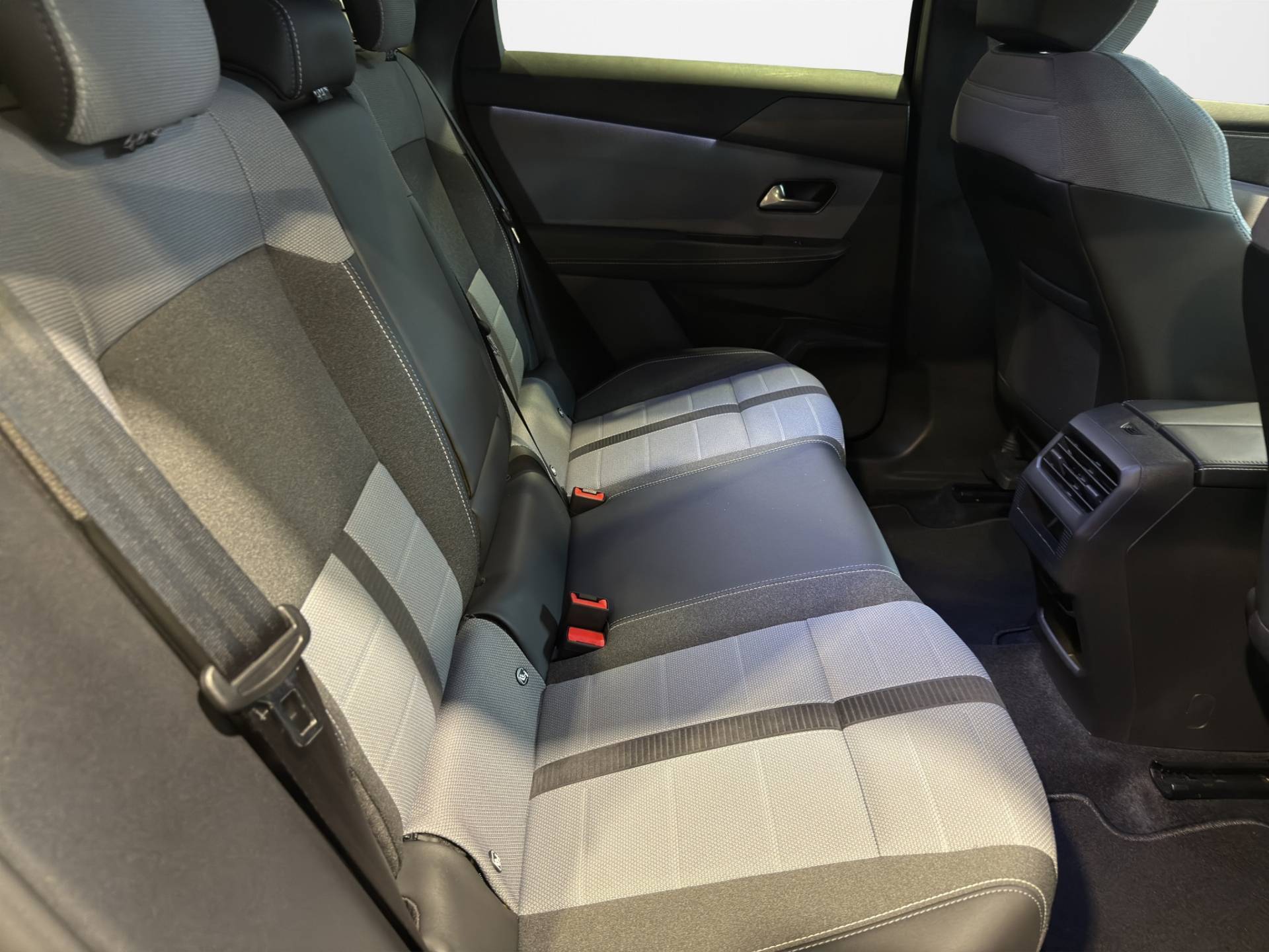 OPEL Grandland Grandland 1.2 hybrid GS 136cv e-dcs6 usata in pronta consegna - Brandini