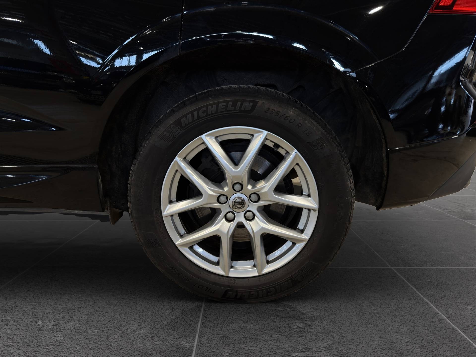 VOLVO XC60 XC60 2.0 b4 Momentum Pro awd auto usata in pronta consegna - Brandini