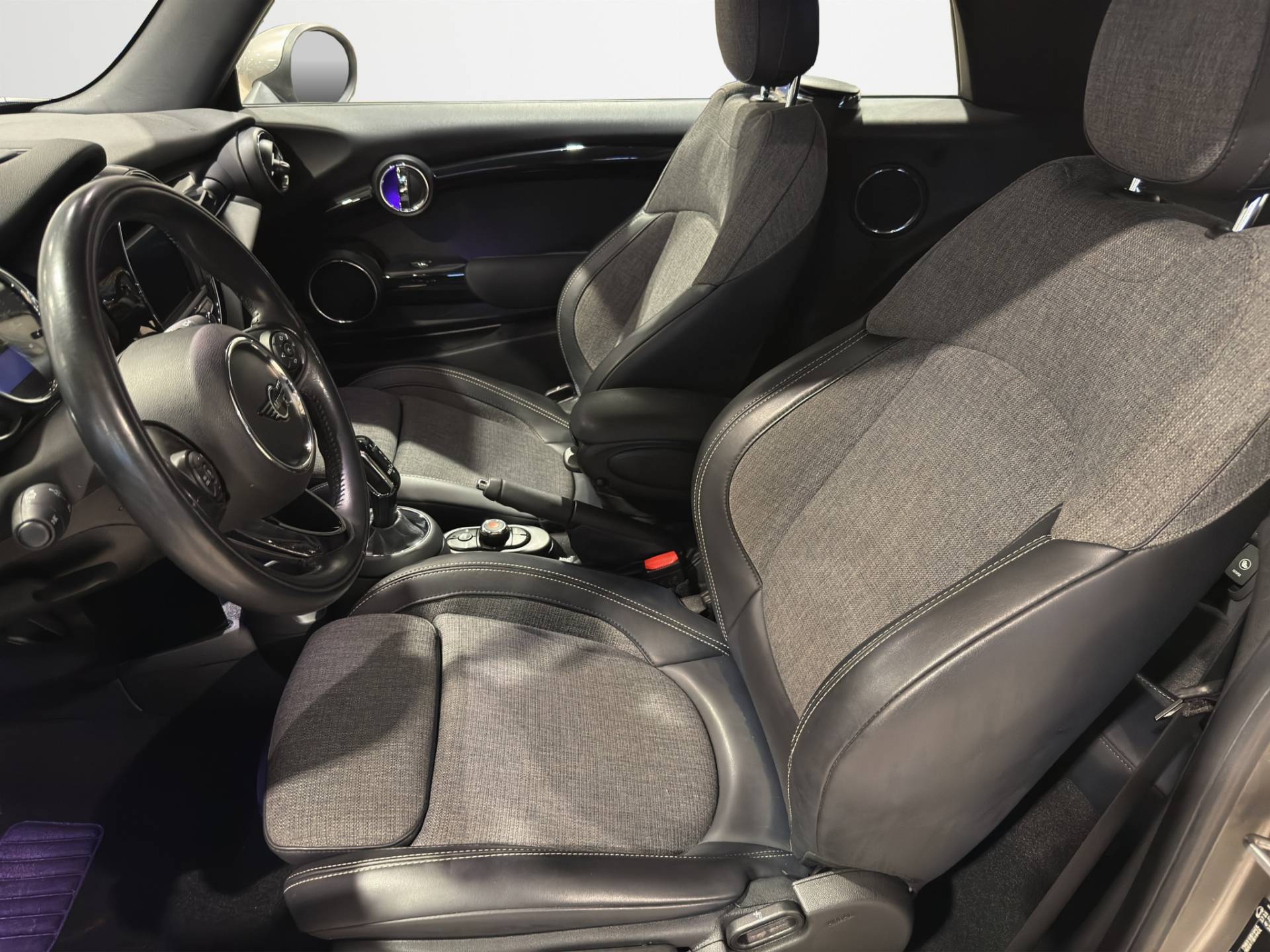 MINI Mini Cabrio Mini Cabrio 1.5 Cooper D auto usata in pronta consegna - Brandini