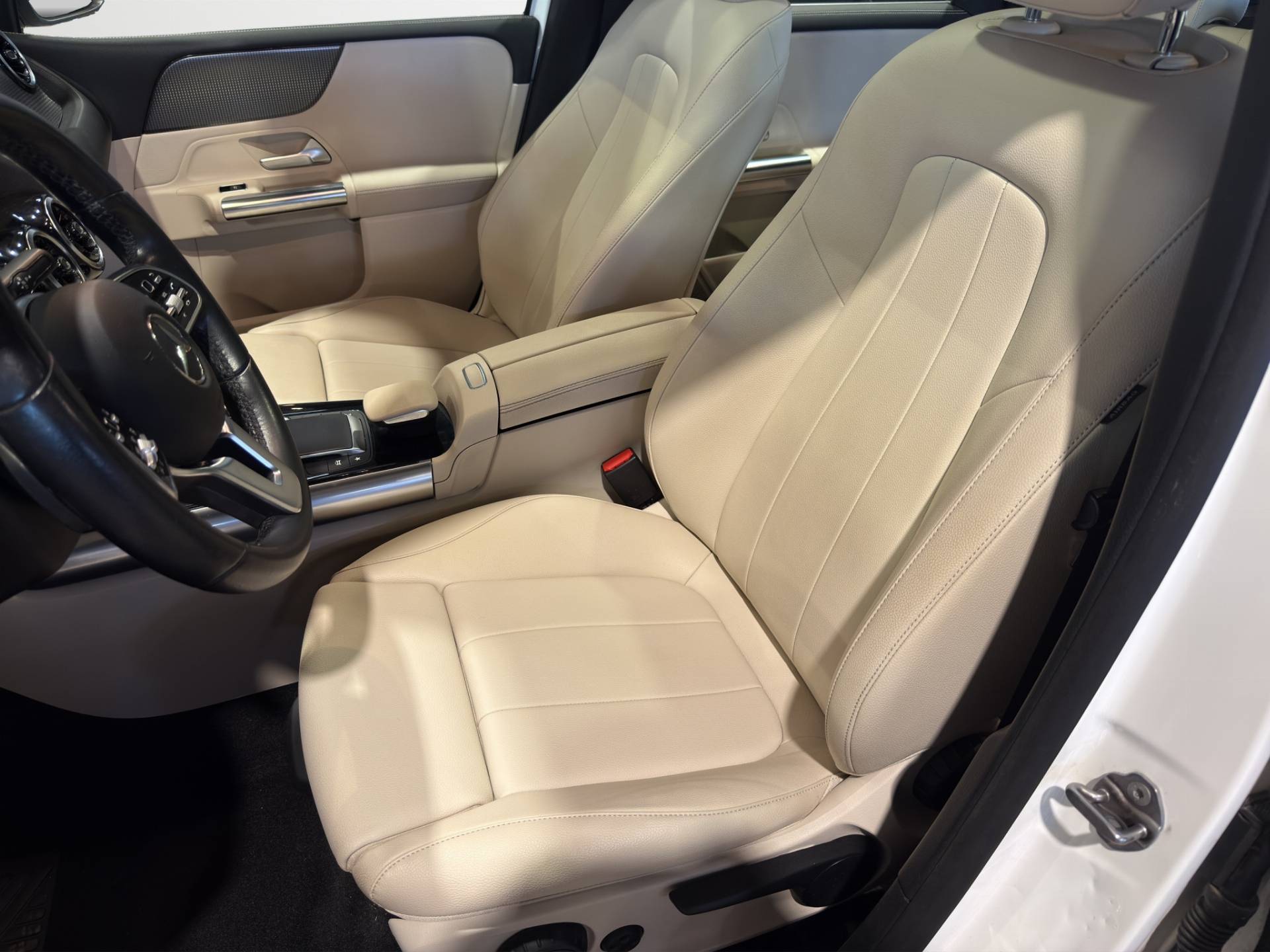 MERCEDES Classe B B 180 d Premium auto usata in pronta consegna - Brandini