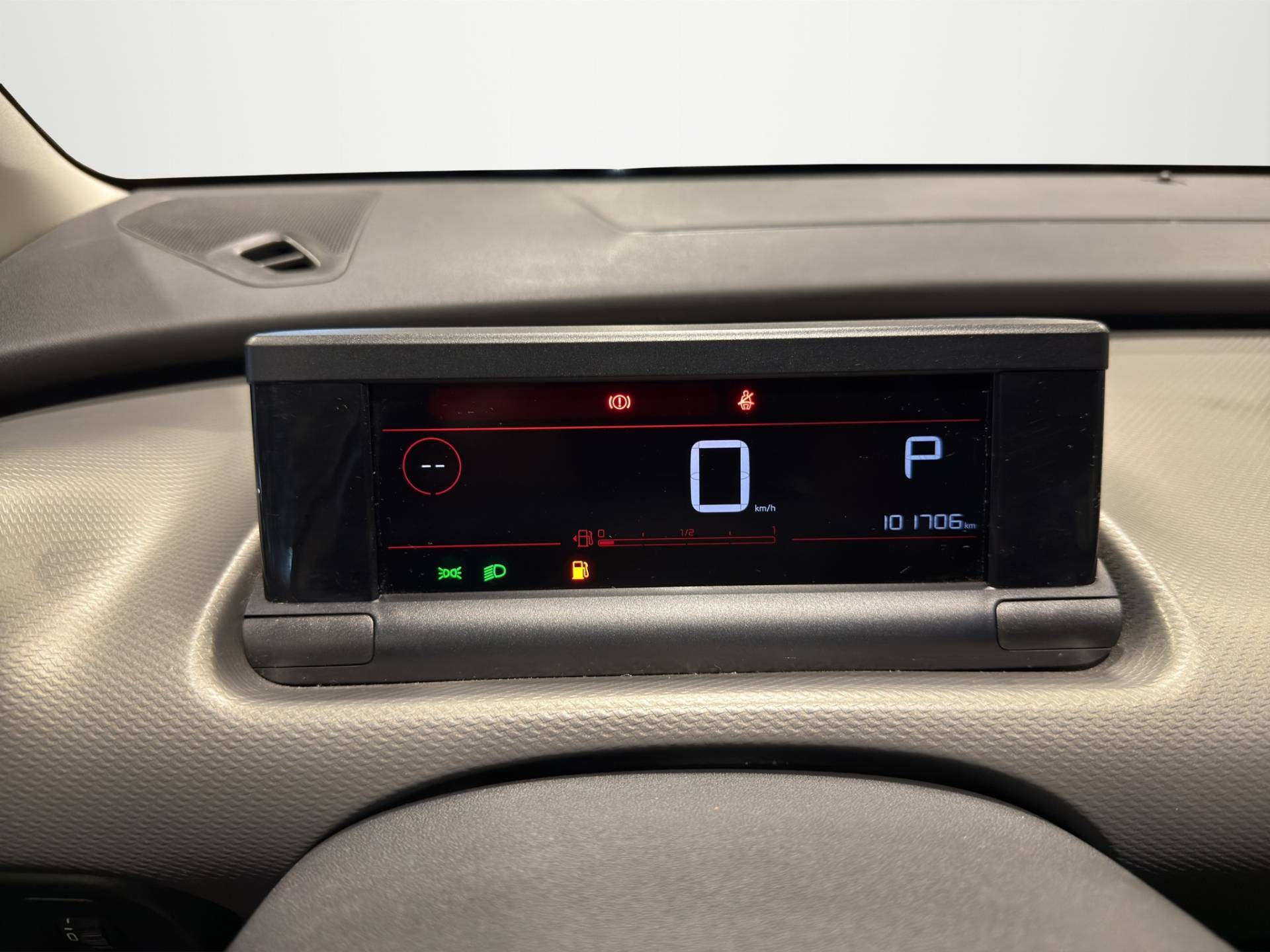 Auto Venduta - CITROEN C4 Cactus C4 Cactus 1.5 bluehdi Shine s&s 120cv eat6 usata in pronta consegna - Brandini