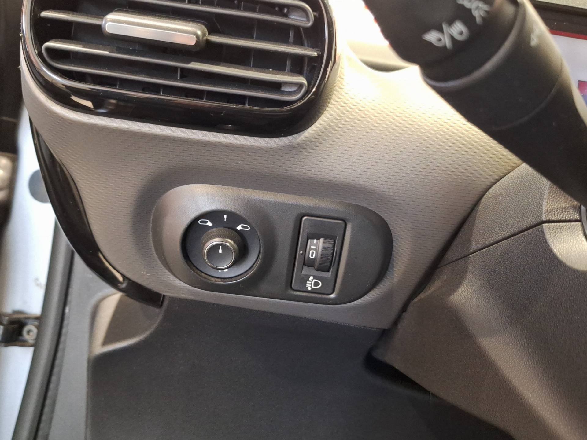 Auto Venduta - CITROEN C4 Cactus C4 Cactus 1.5 bluehdi Shine s&s 120cv eat6 usata in pronta consegna - Brandini