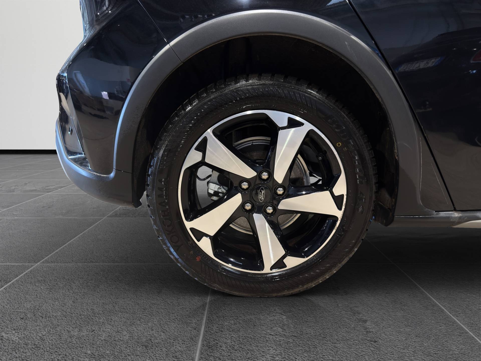 FORD Focus Focus Active 1.0 ecoboost hybrid X 155cv powershift usata in pronta consegna - Brandini