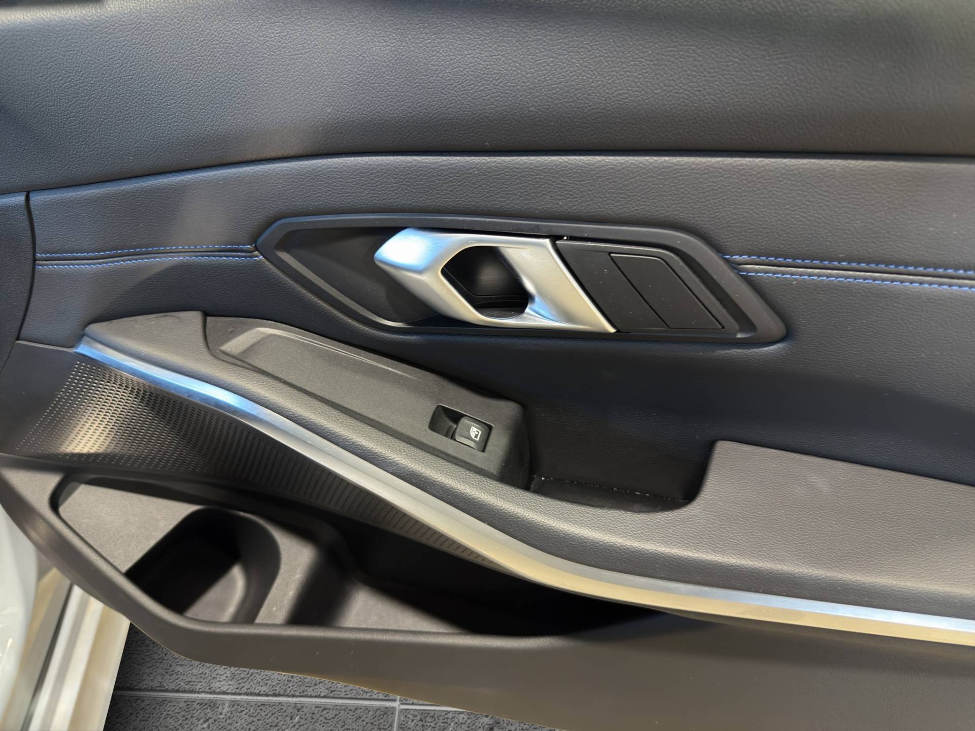 Auto Venduta - BMW Serie 3 Touring 320d Touring mhev 48V xdrive MSport Pro auto usata in pronta consegna - Brandini