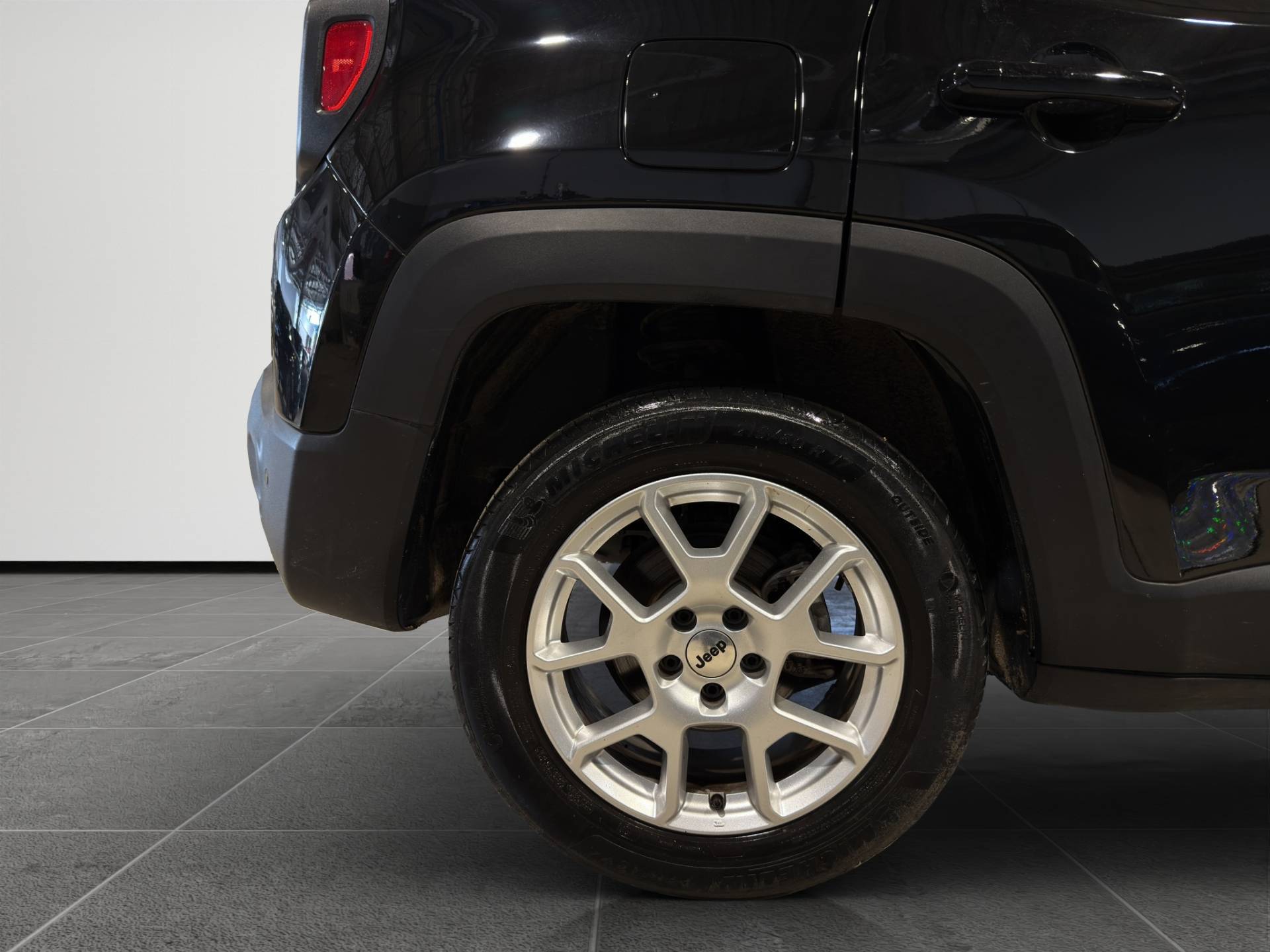 Auto Venduta - JEEP Renegade Renegade 1.5 turbo t4 mhev Limited 2wd 130cv dct usata in pronta consegna - Brandini