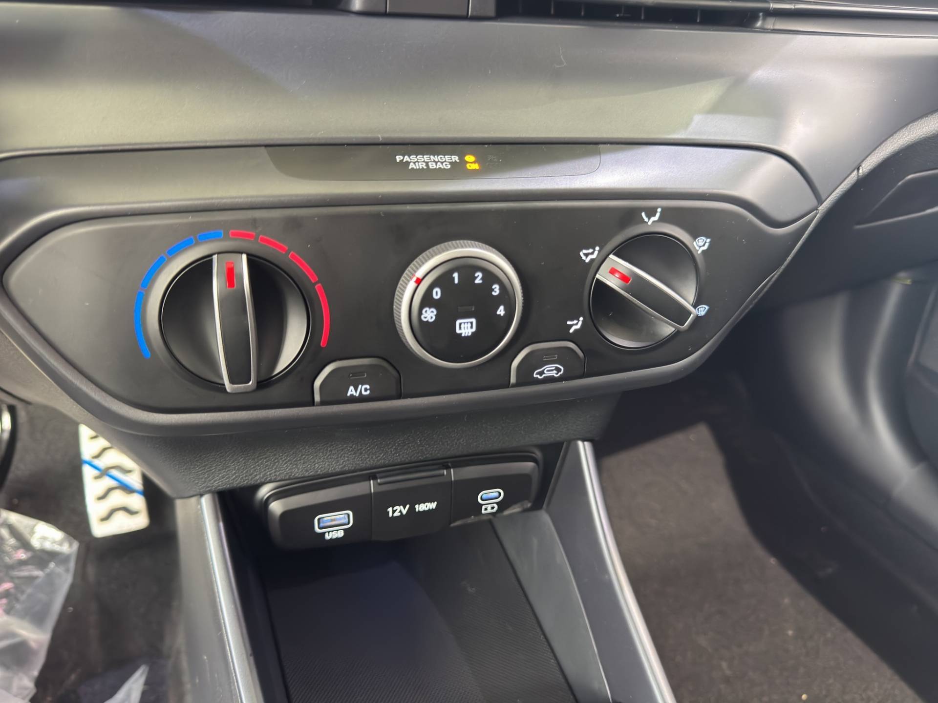 HYUNDAI Bayon Bayon 1.0 t-gdi Business 90cv mt usata in pronta consegna - Brandini