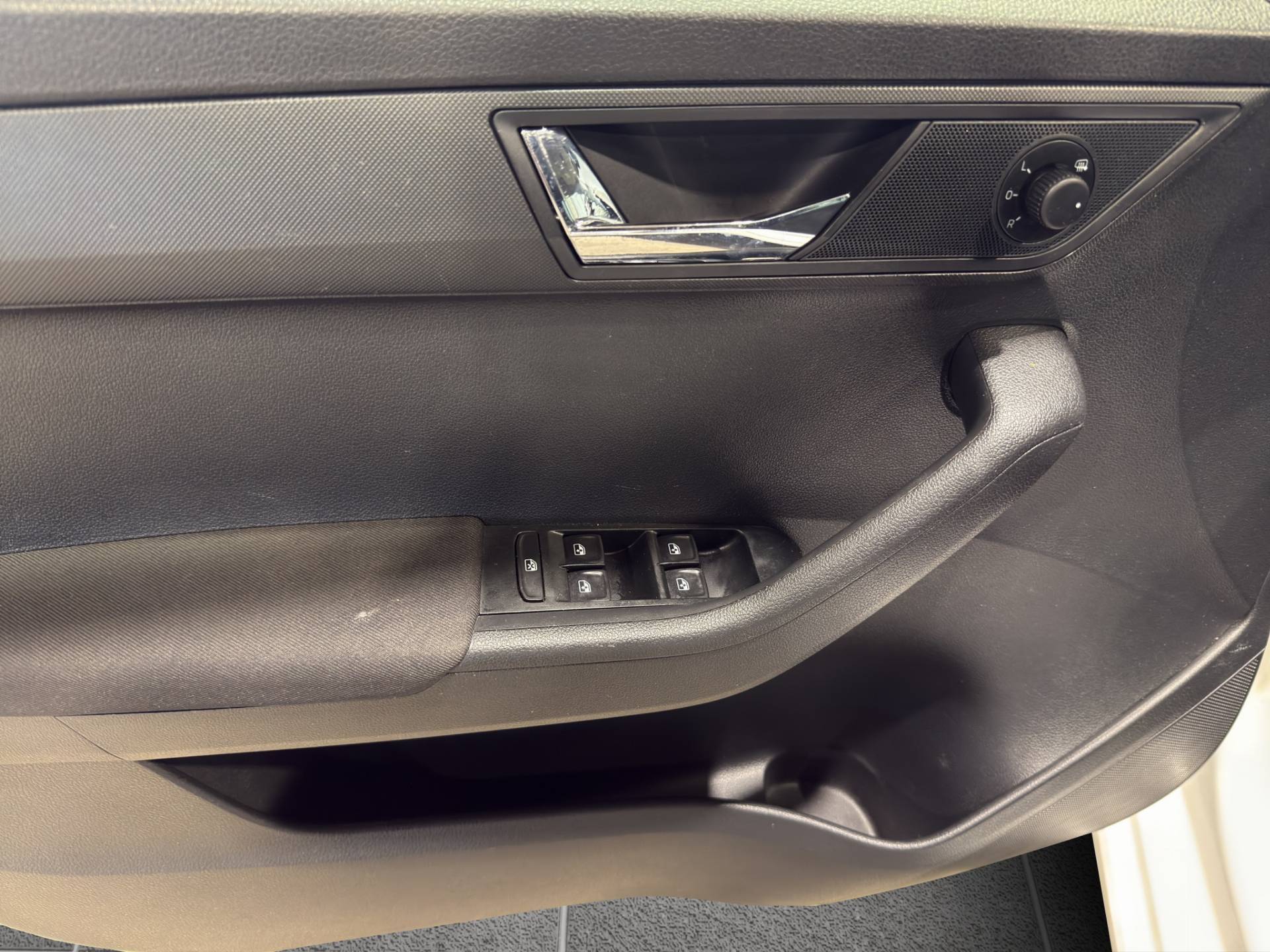 Auto Venduta - SKODA Fabia Fabia 1.0 mpi Twin Color Nero 60cv my19 usata in pronta consegna - Brandini