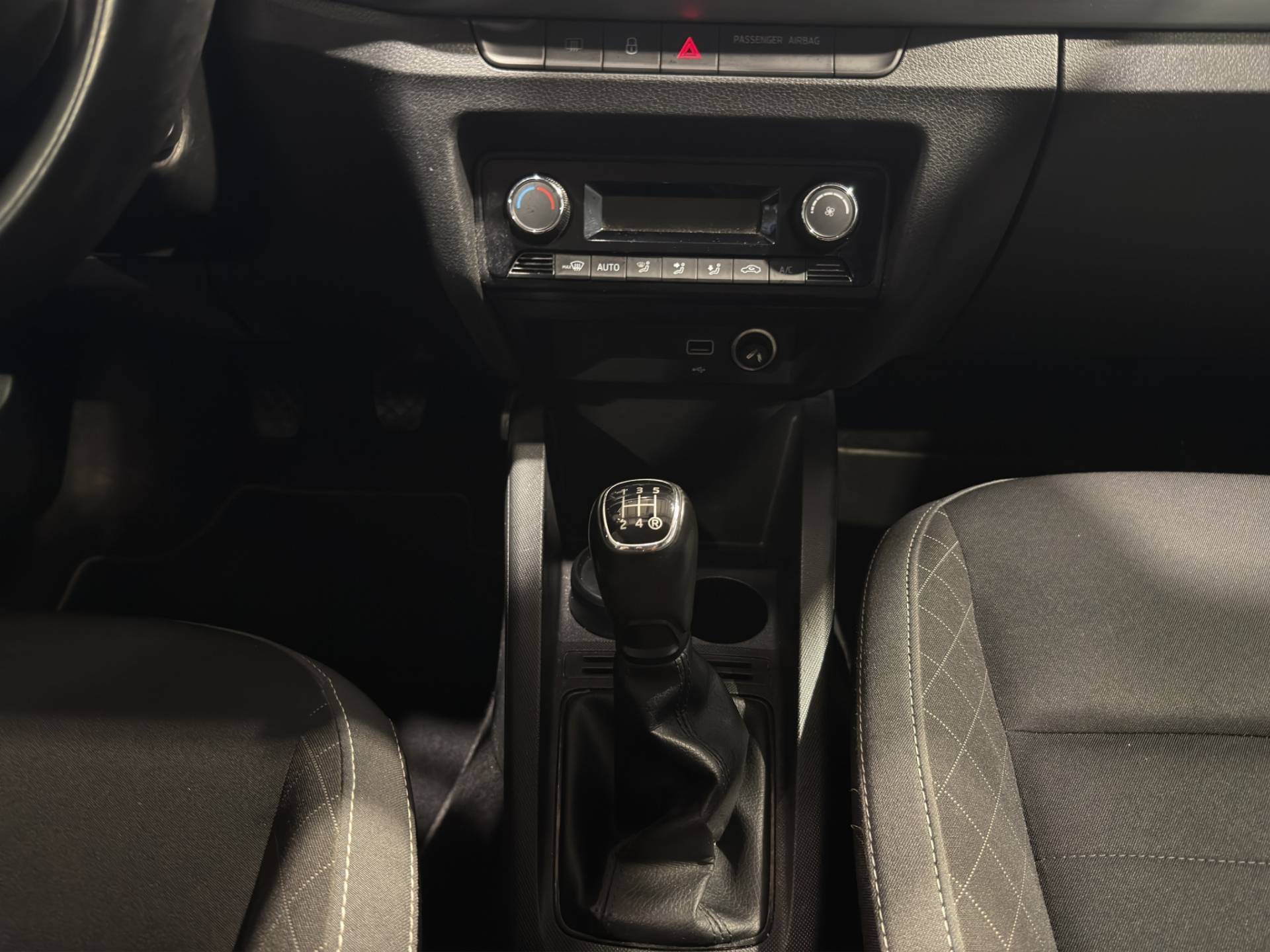 Auto Venduta - SKODA Fabia Fabia 1.0 mpi Twin Color Nero 60cv my19 usata in pronta consegna - Brandini