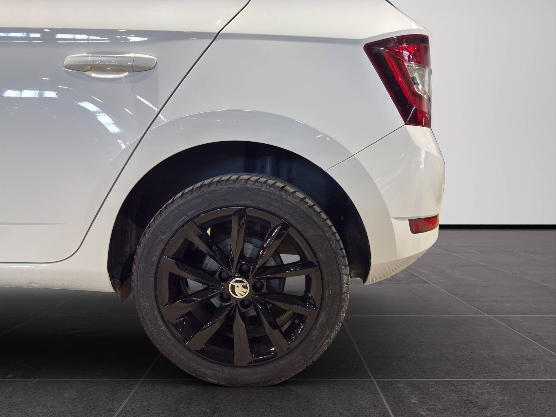 Auto Venduta - SKODA Fabia Fabia 1.0 mpi Twin Color Nero 60cv my19 usata in pronta consegna - Brandini