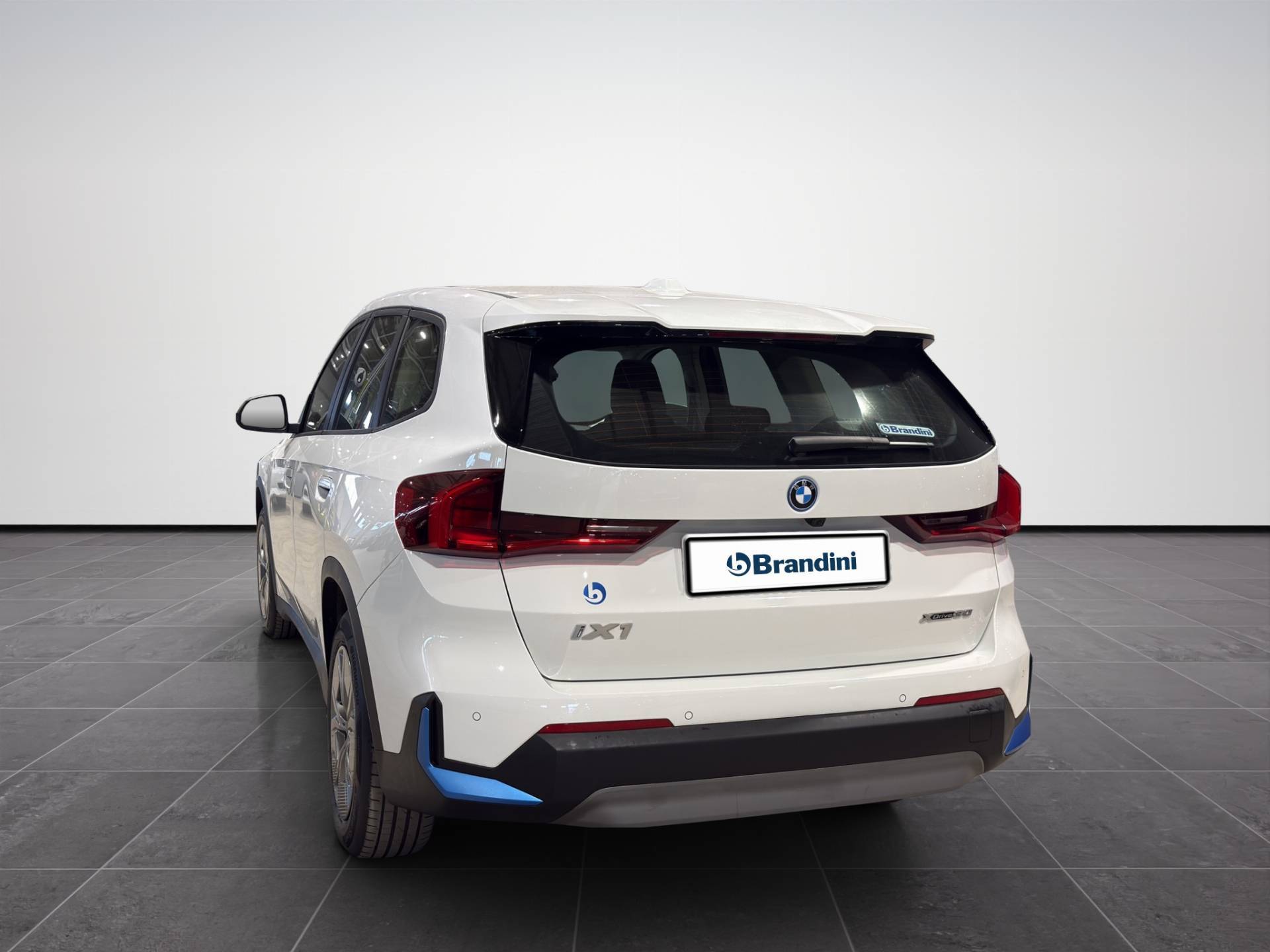 BMW X1 iX1 30 xdrive usata in pronta consegna - Brandini