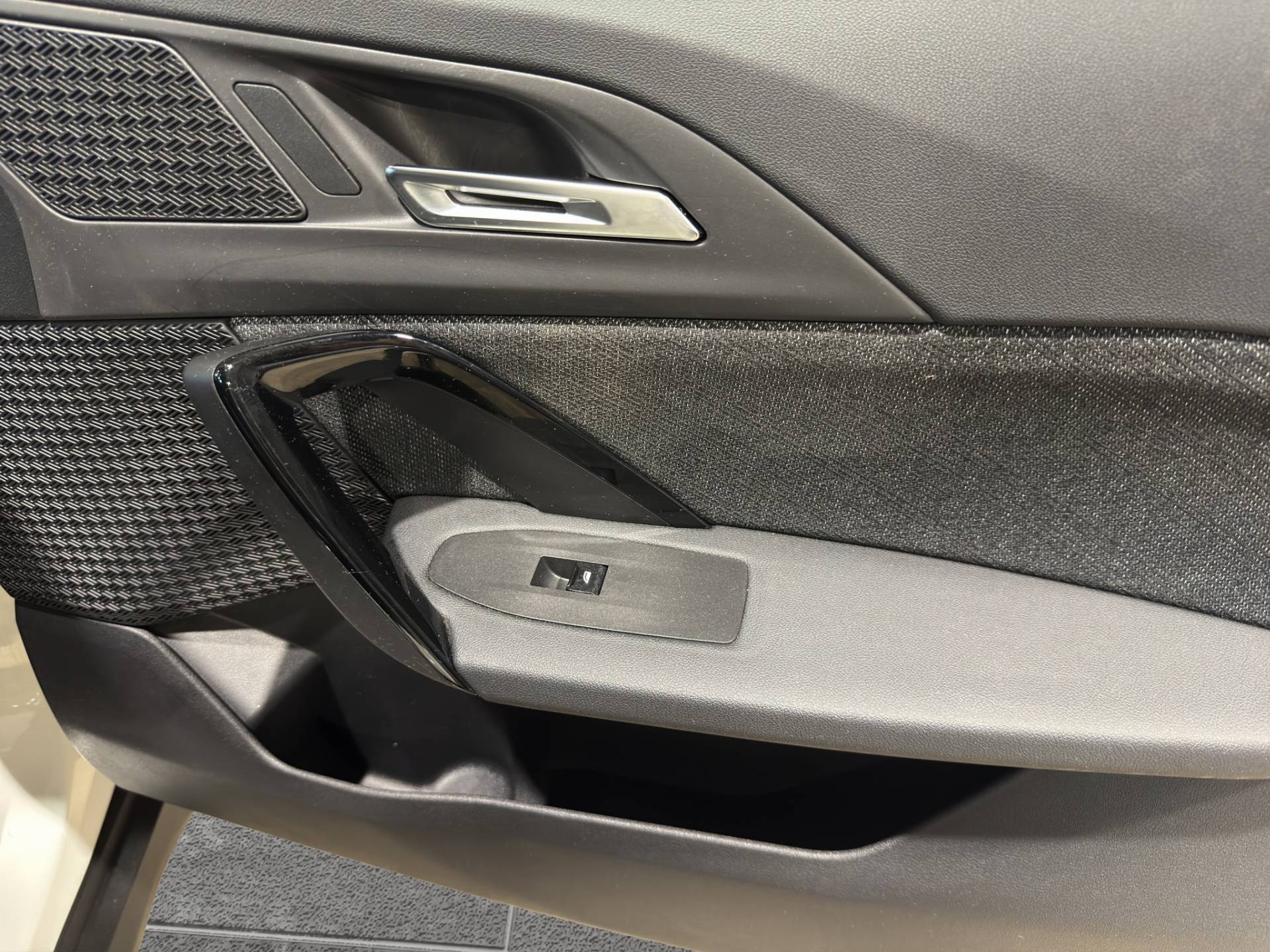 BMW X1 iX1 30 xdrive usata in pronta consegna - Brandini