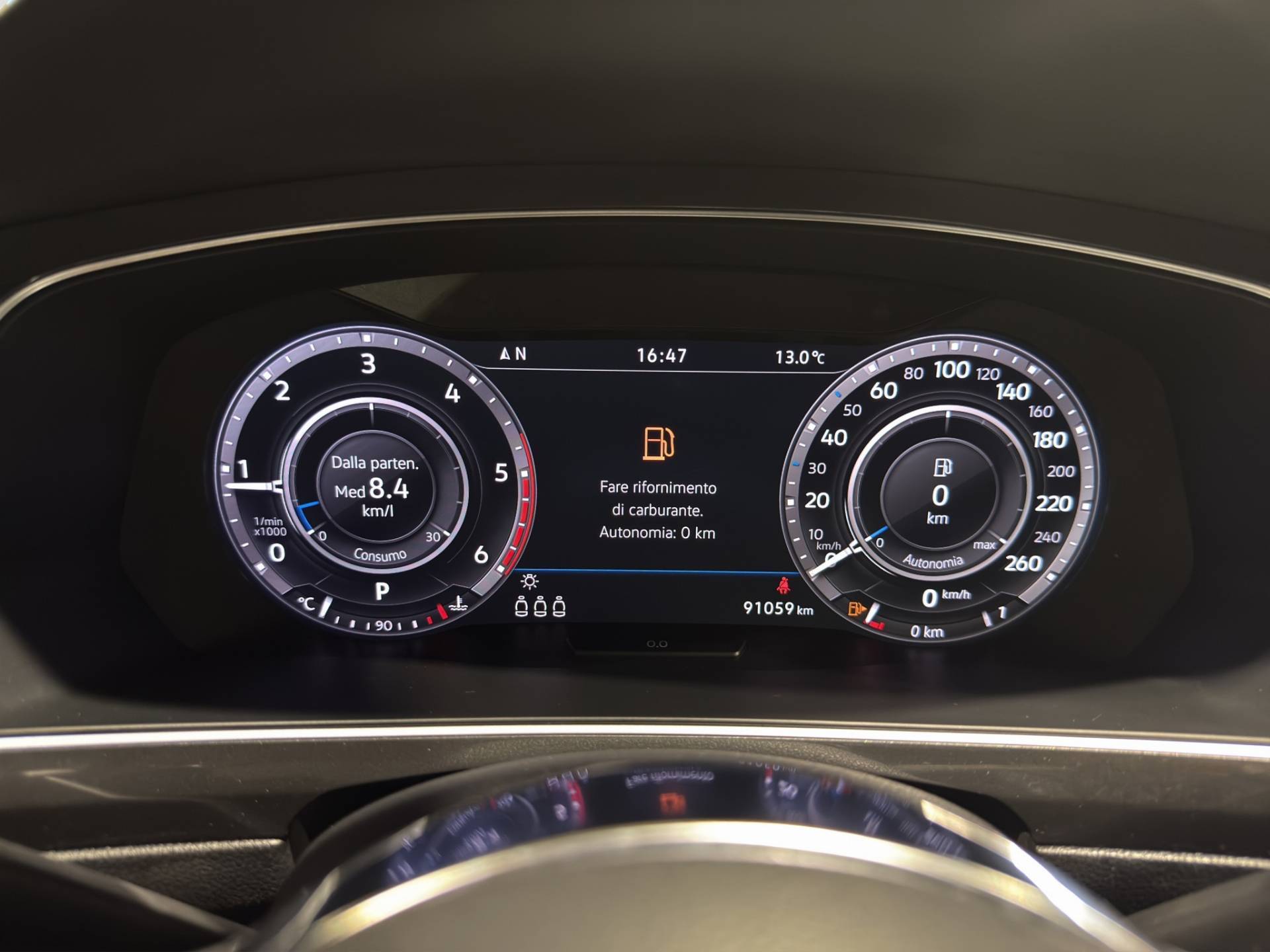 VOLKSWAGEN Tiguan Tiguan 2.0 tdi Advanced R-Line Exterior Pack 150cv dsg usata in pronta consegna - Brandini