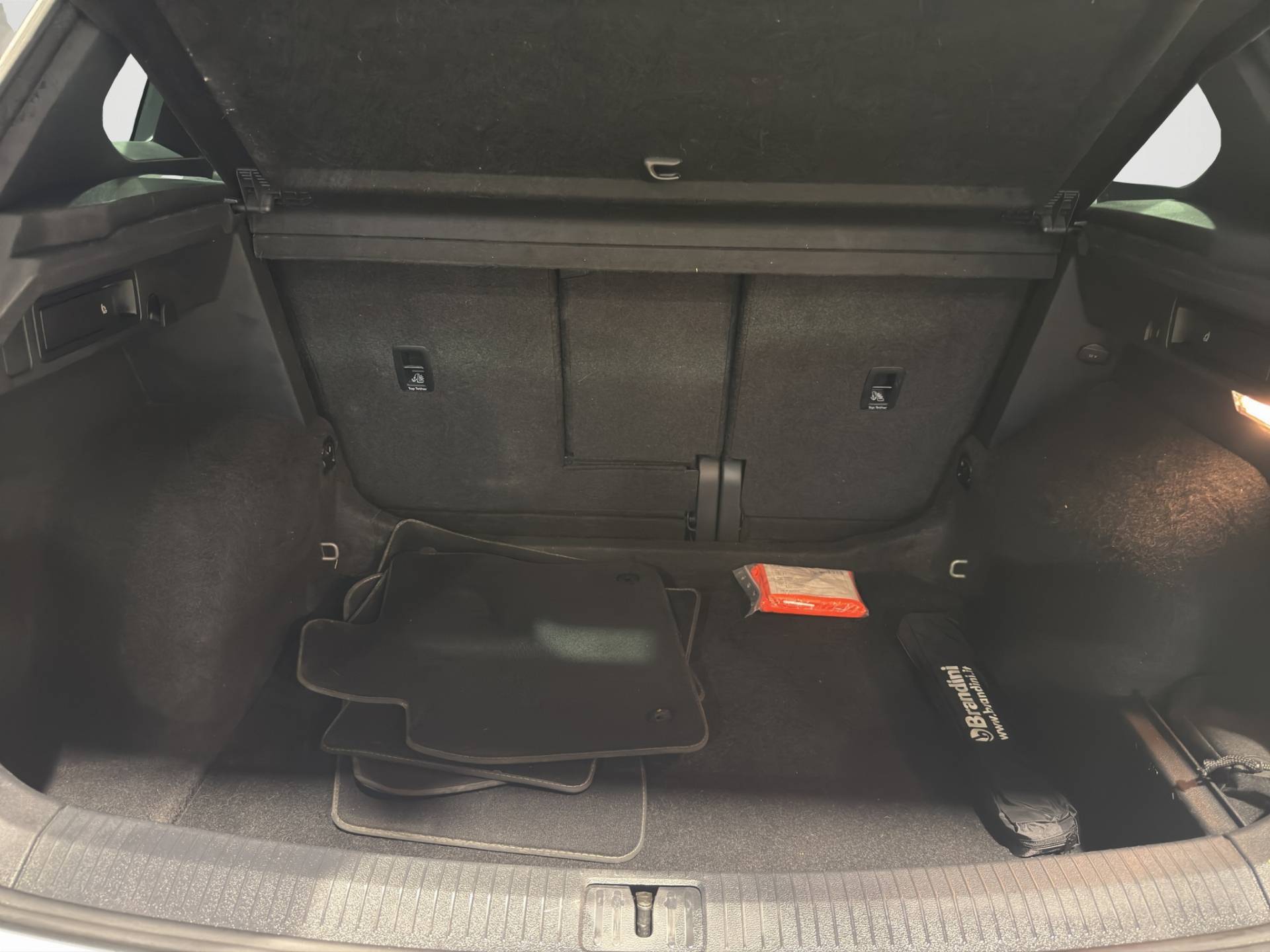 VOLKSWAGEN Tiguan Tiguan 2.0 tdi Advanced R-Line Exterior Pack 150cv dsg usata in pronta consegna - Brandini