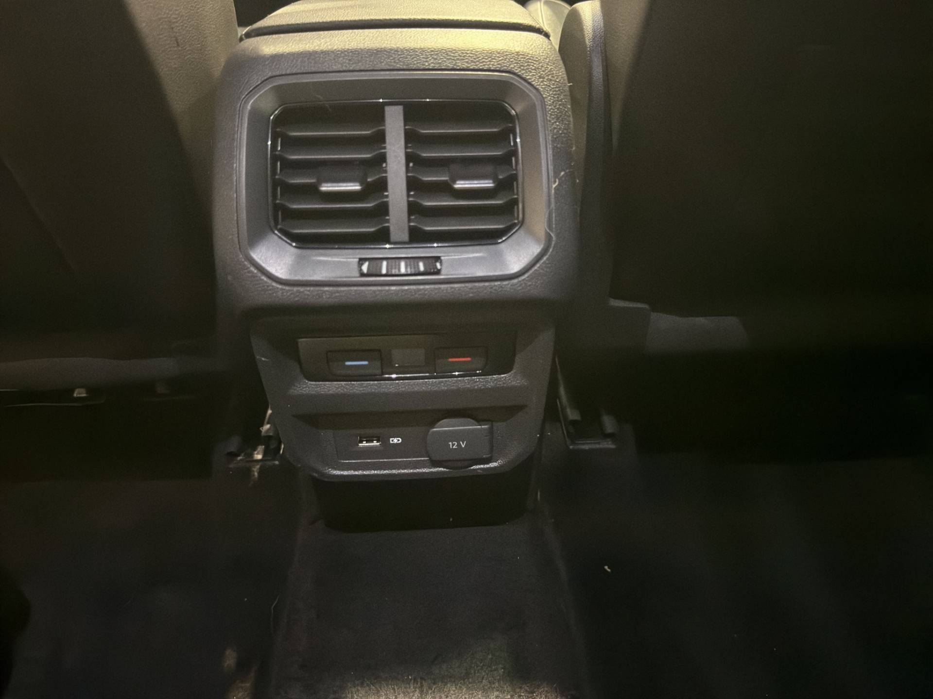 VOLKSWAGEN Tiguan Tiguan 2.0 tdi Advanced R-Line Exterior Pack 150cv dsg usata in pronta consegna - Brandini