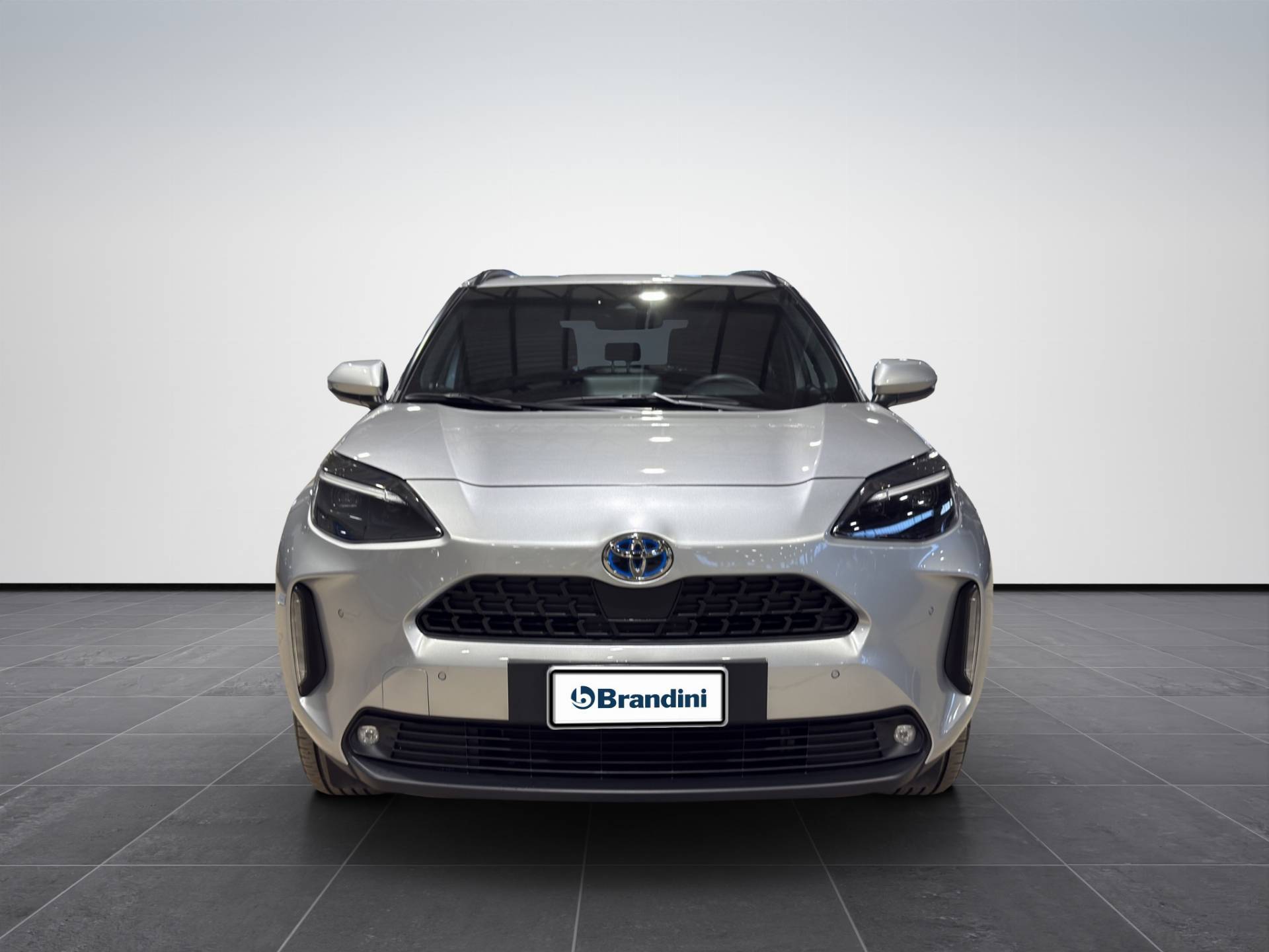 Auto Venduta - TOYOTA Yaris Cross Yaris Cross 1.5h Active Eco fwd 116cv e-cvt usata in pronta consegna - Brandini
