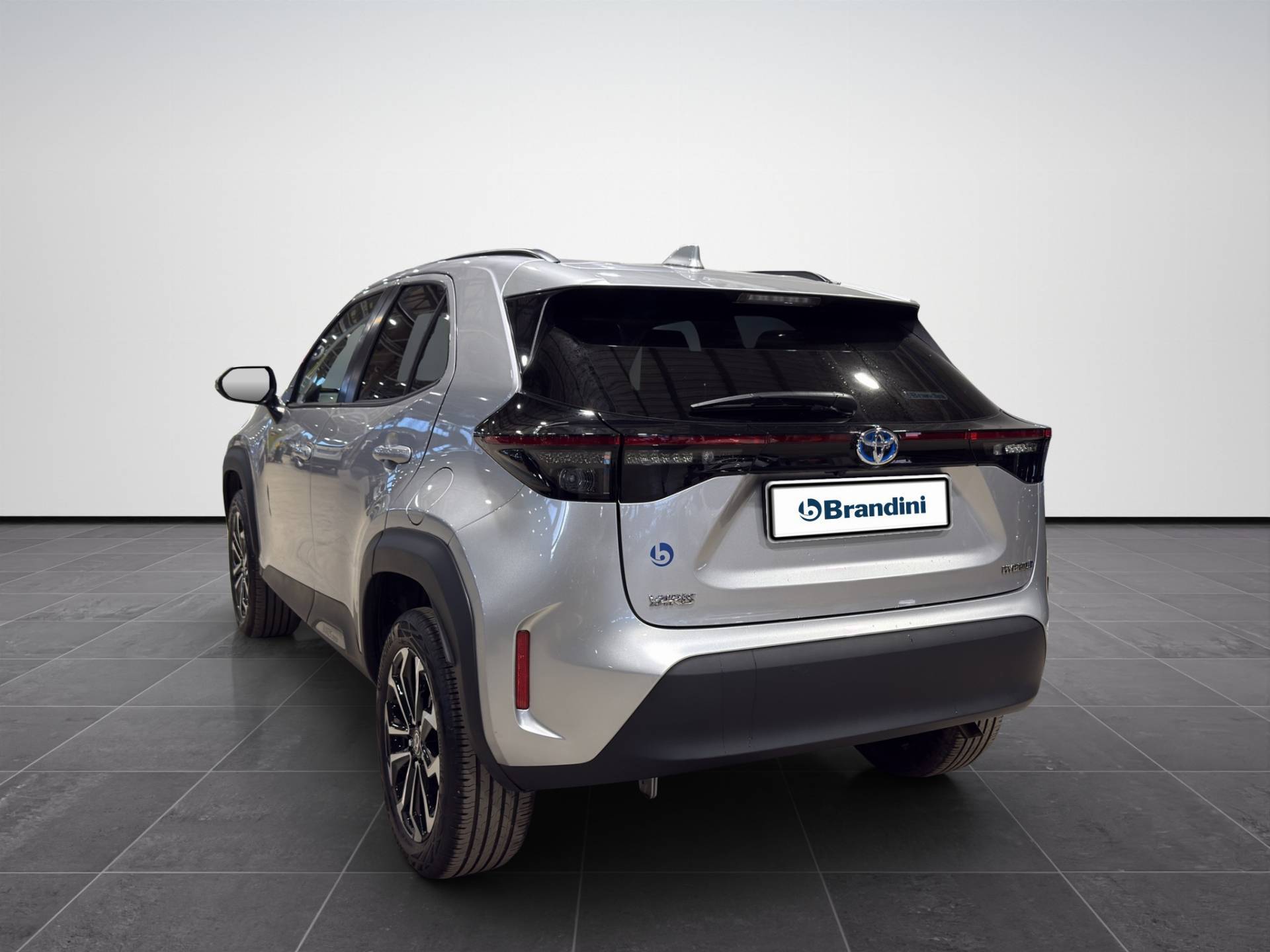 Auto Venduta - TOYOTA Yaris Cross Yaris Cross 1.5h Active Eco fwd 116cv e-cvt usata in pronta consegna - Brandini