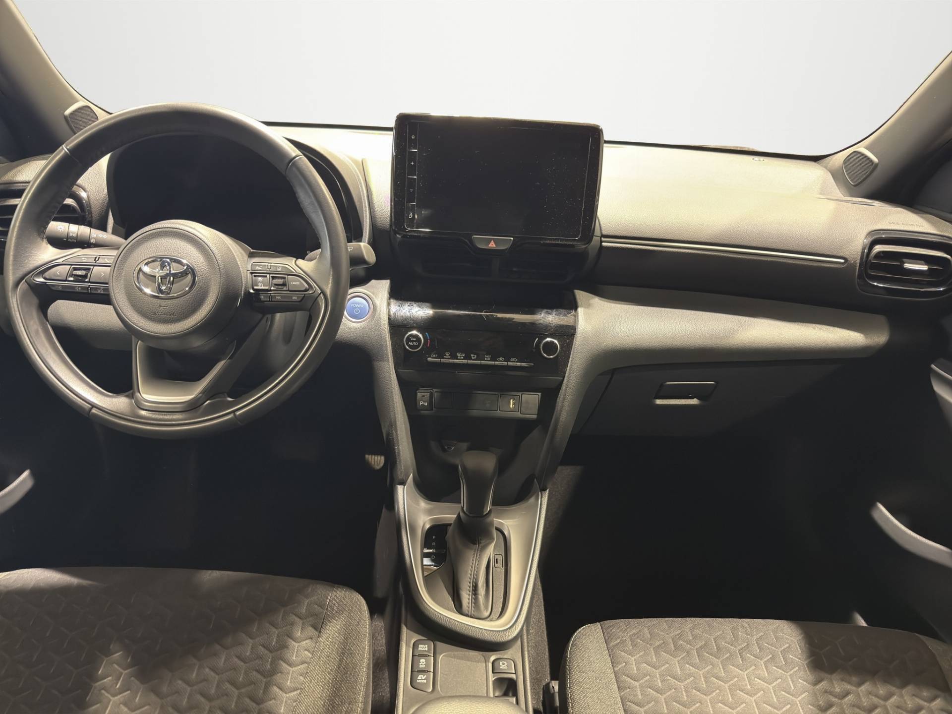 Auto Venduta - TOYOTA Yaris Cross Yaris Cross 1.5h Active Eco fwd 116cv e-cvt usata in pronta consegna - Brandini