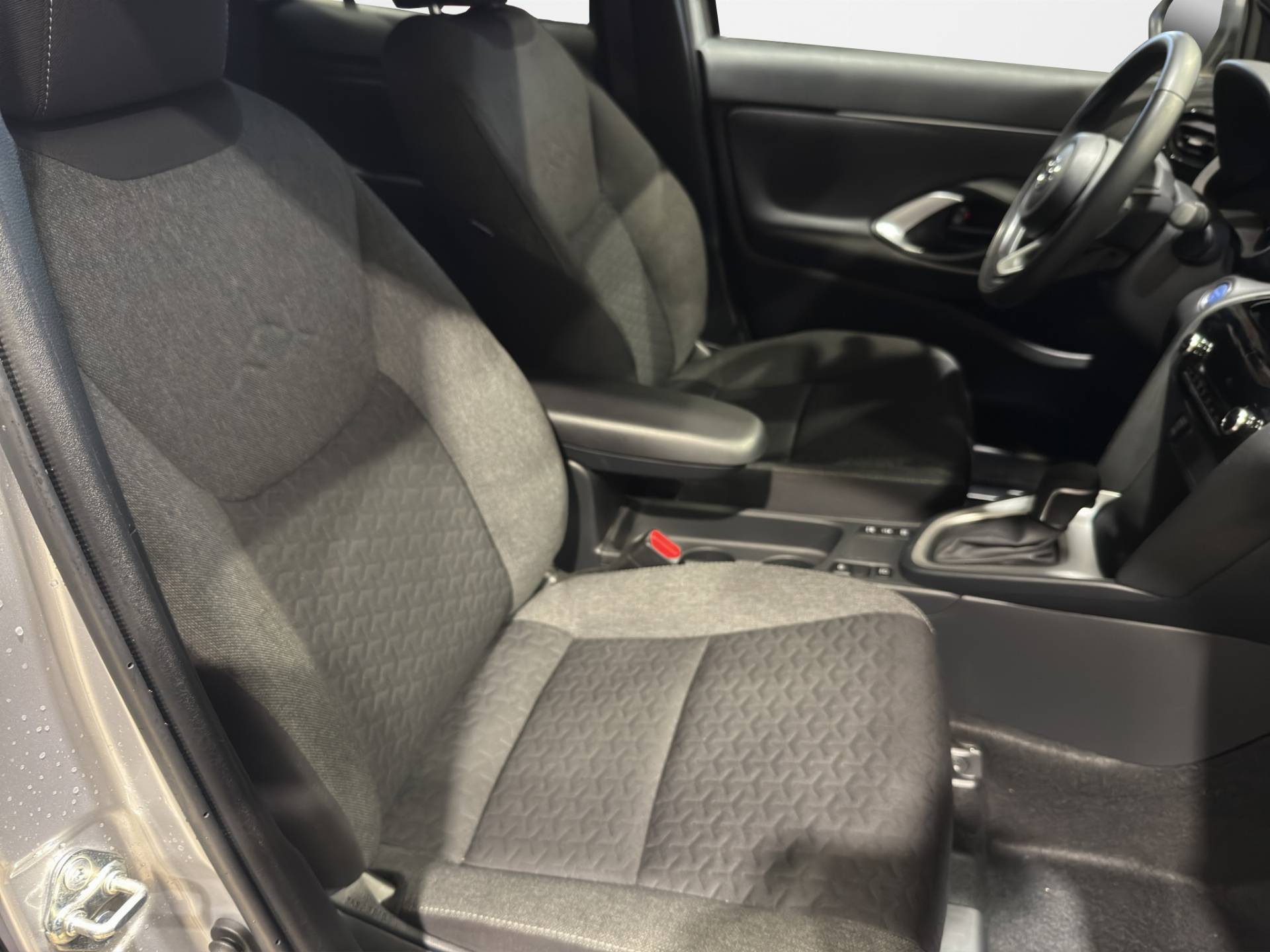 Auto Venduta - TOYOTA Yaris Cross Yaris Cross 1.5h Active Eco fwd 116cv e-cvt usata in pronta consegna - Brandini