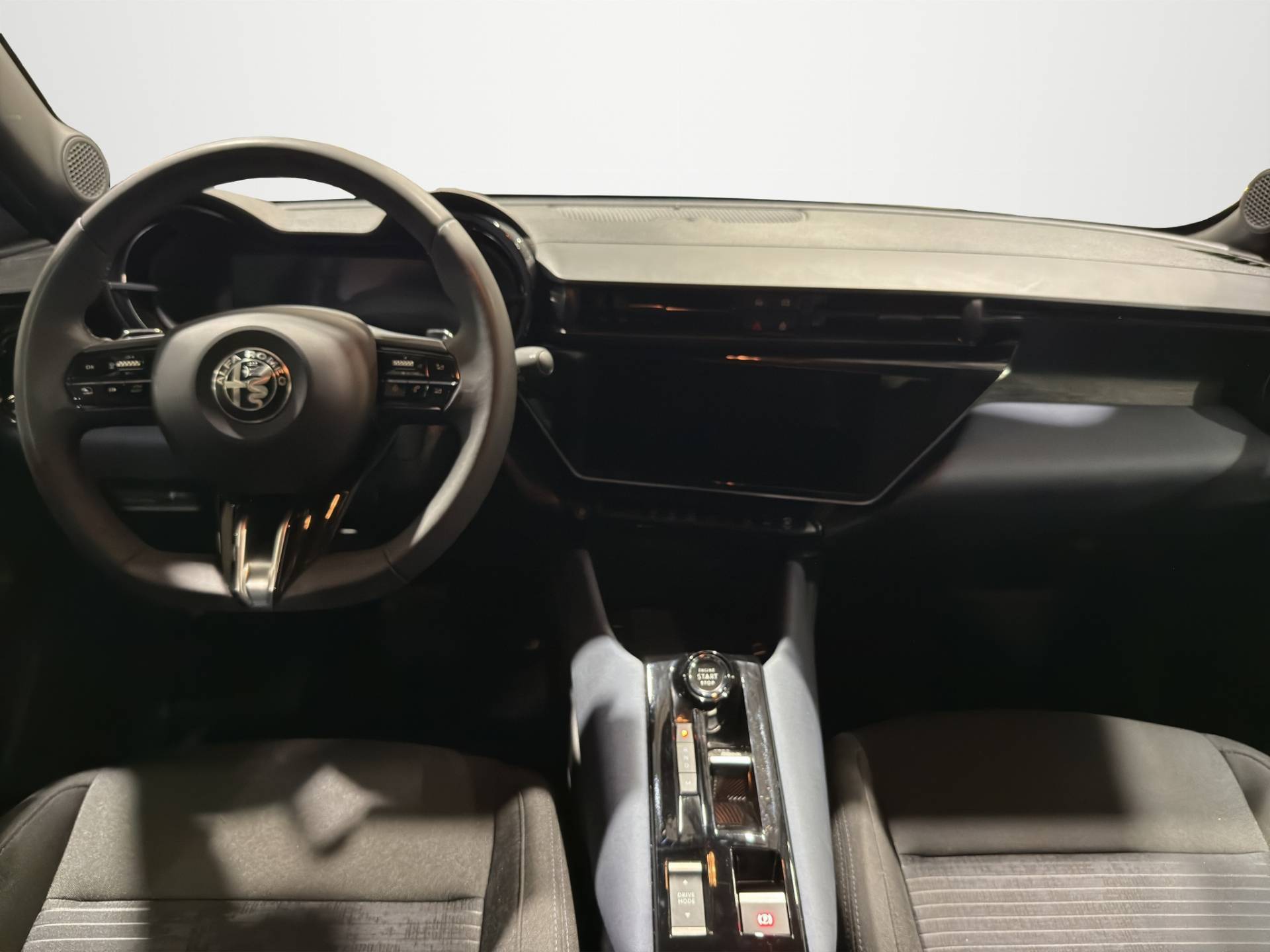 ALFA ROMEO Junior Junior 1.2 ibrida 136cv edct6 usata in pronta consegna - Brandini