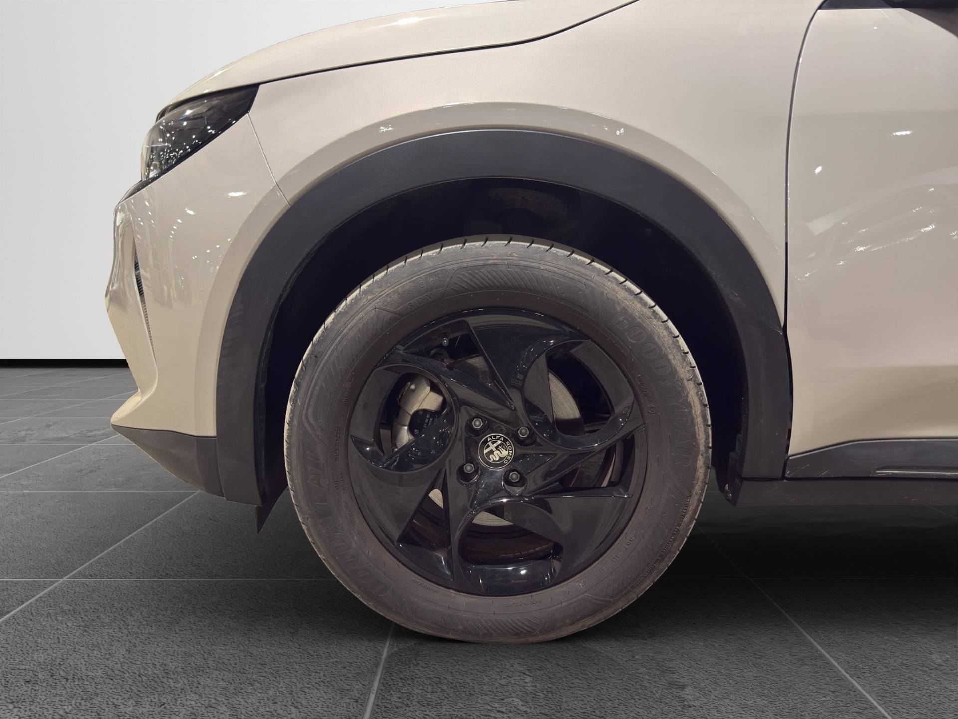 ALFA ROMEO Junior Junior 1.2 ibrida 136cv edct6 usata in pronta consegna - Brandini