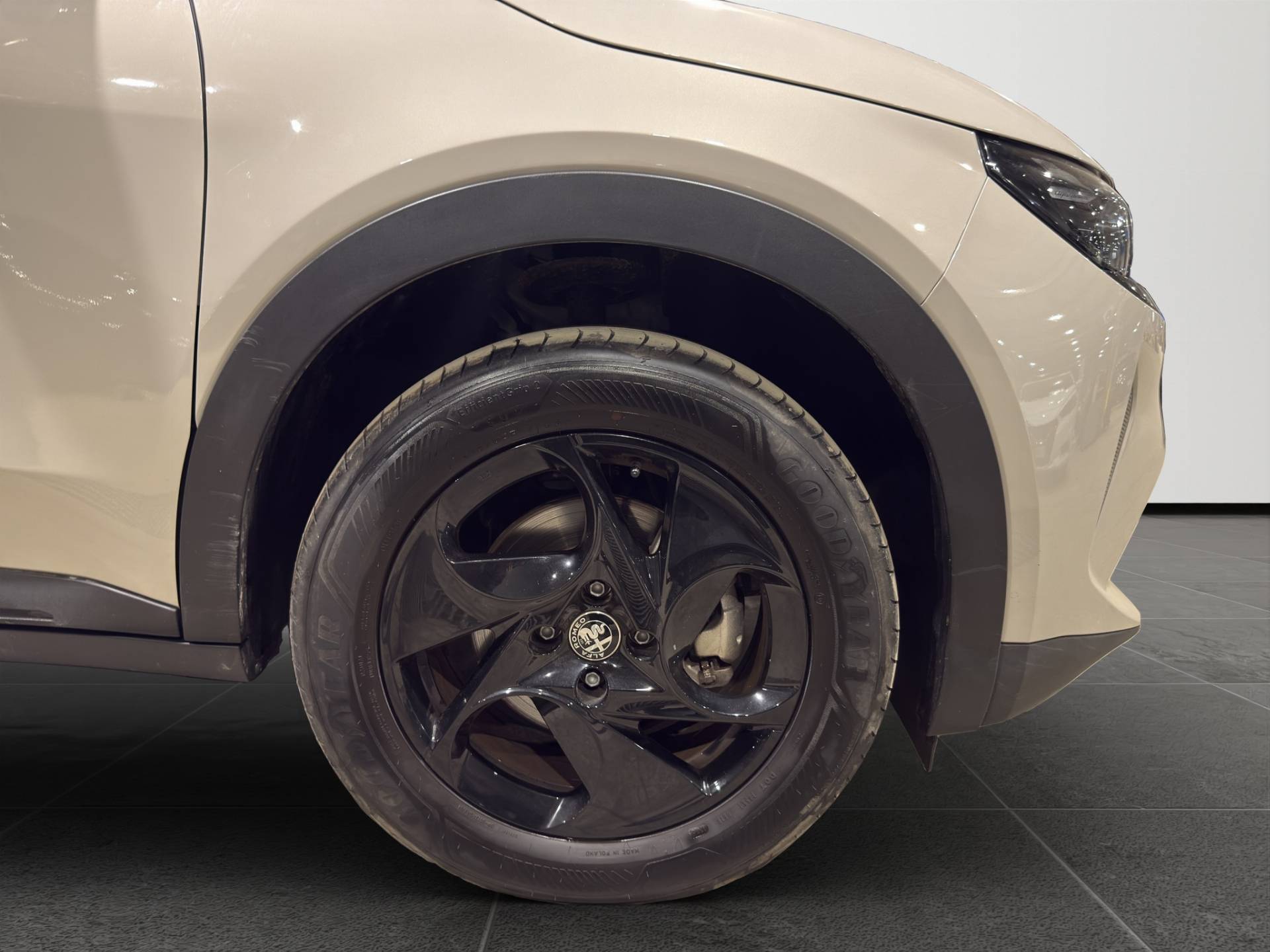 ALFA ROMEO Junior Junior 1.2 ibrida 136cv edct6 usata in pronta consegna - Brandini