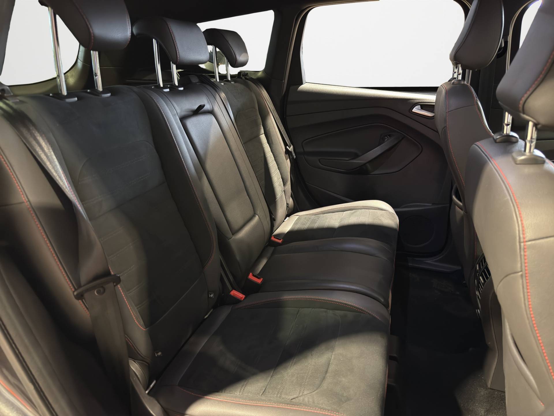 FORD Kuga Kuga 2.0 tdci ST-line s&s 2wd 120cv powershift my19.25 usata in pronta consegna - Brandini