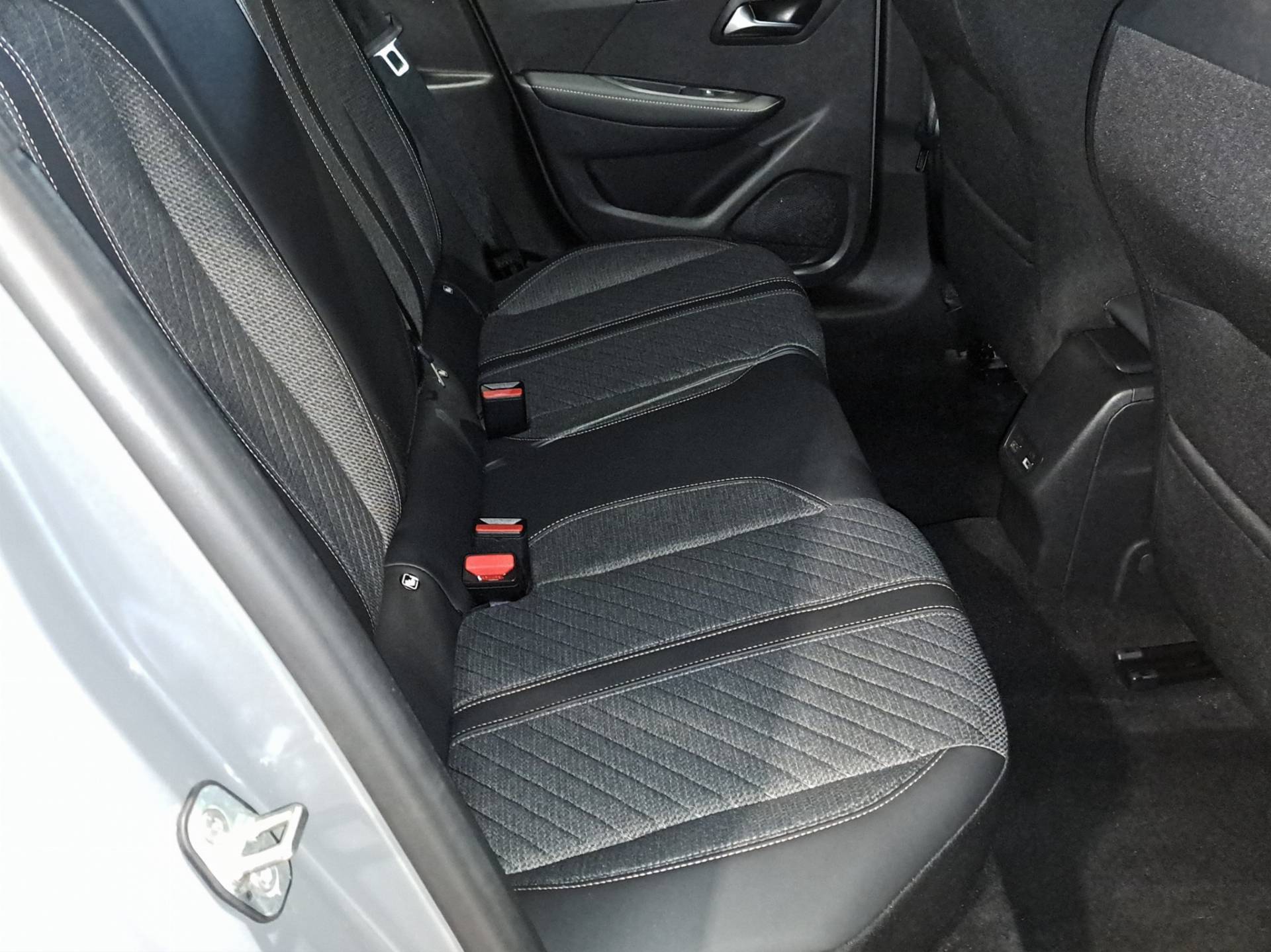 Auto Venduta - PEUGEOT 208 208 1.2 hybrid Allure 100cv e-dcs 6 usata in pronta consegna - Brandini