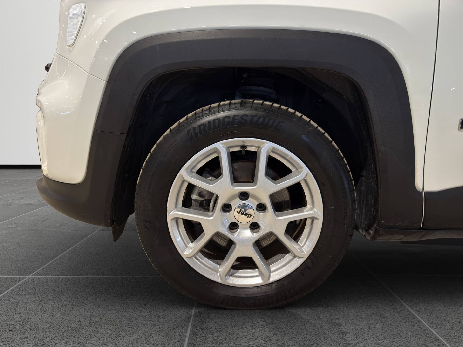 Auto Venduta - JEEP Renegade Renegade 1.5 turbo t4 mhev Limited 2wd 130cv dct usata in pronta consegna - Brandini