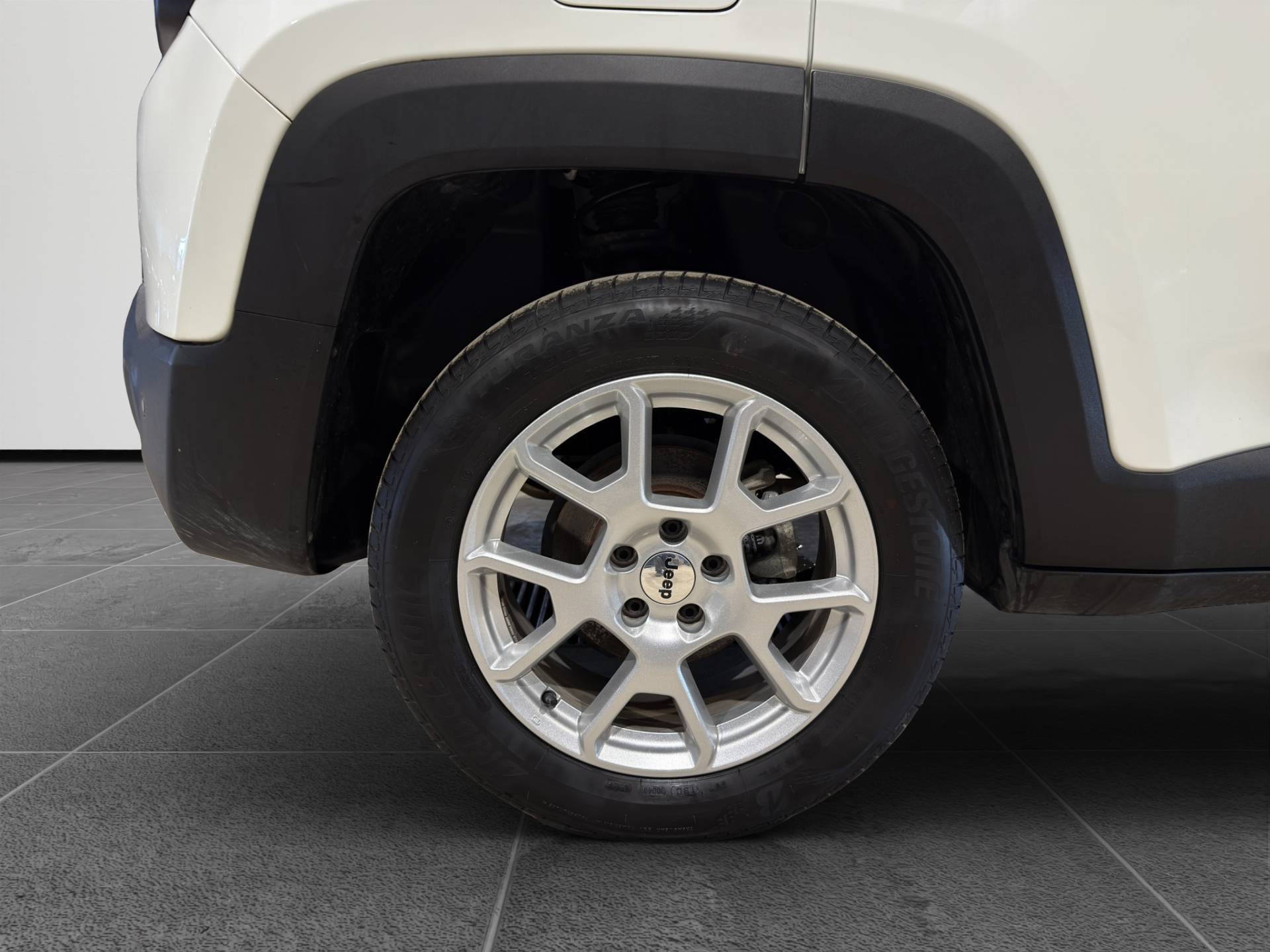 Auto Venduta - JEEP Renegade Renegade 1.5 turbo t4 mhev Limited 2wd 130cv dct usata in pronta consegna - Brandini