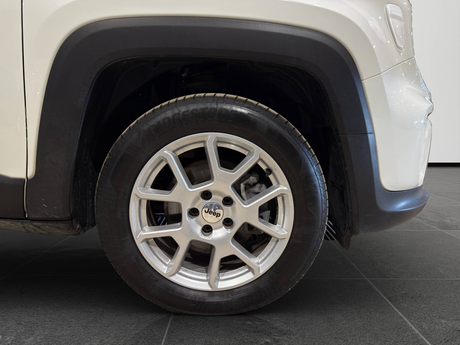 Auto Venduta - JEEP Renegade Renegade 1.5 turbo t4 mhev Limited 2wd 130cv dct usata in pronta consegna - Brandini
