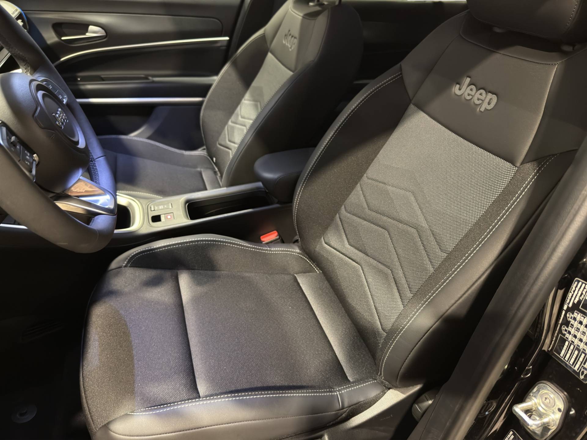 JEEP Avenger Avenger Summit fwd 156cv auto usata in pronta consegna - Brandini