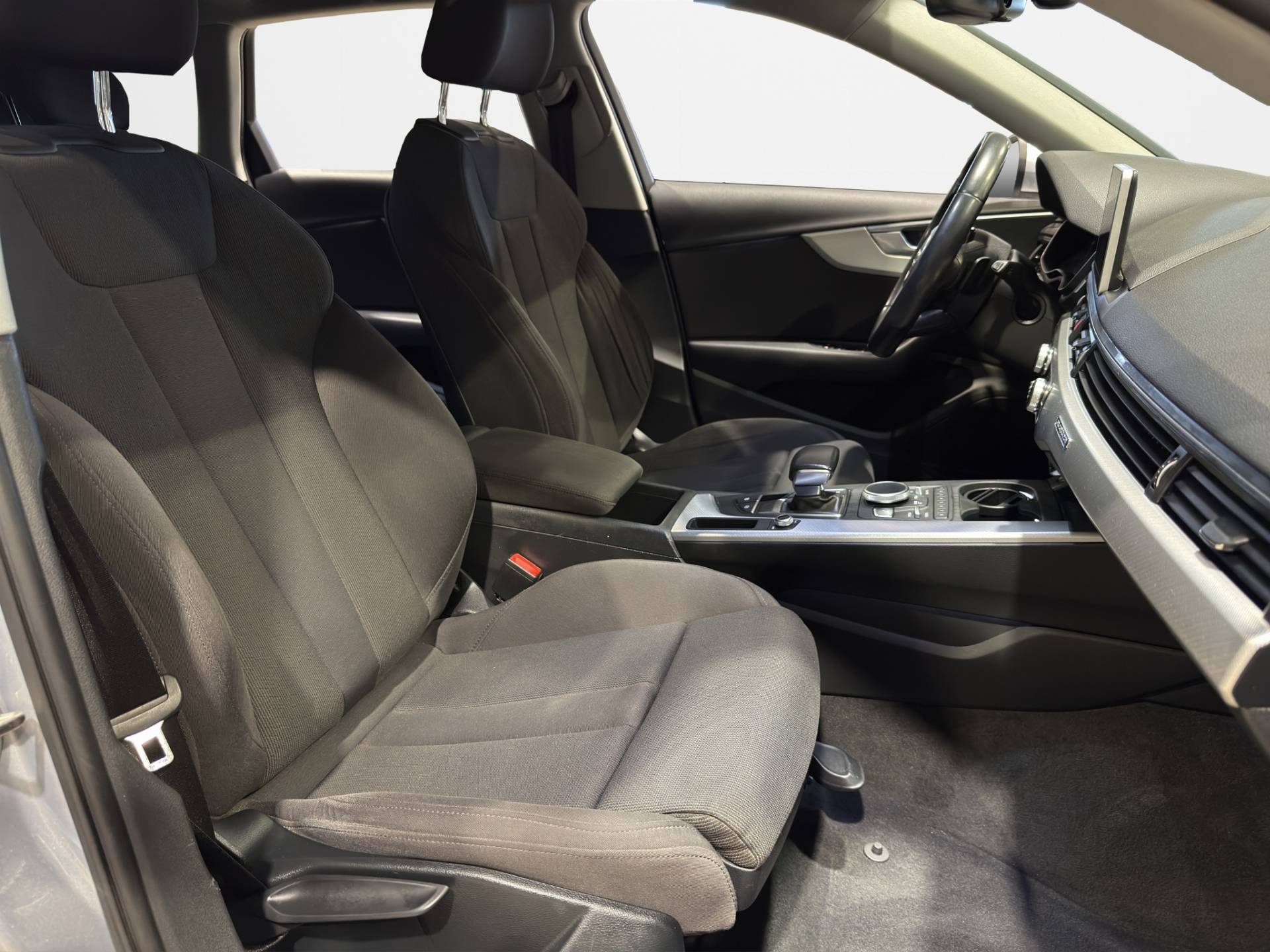 AUDI A4 Avant A4 Avant 2.0 tdi Business Sport quattro 190cv s-tronic usata in pronta consegna - Brandini