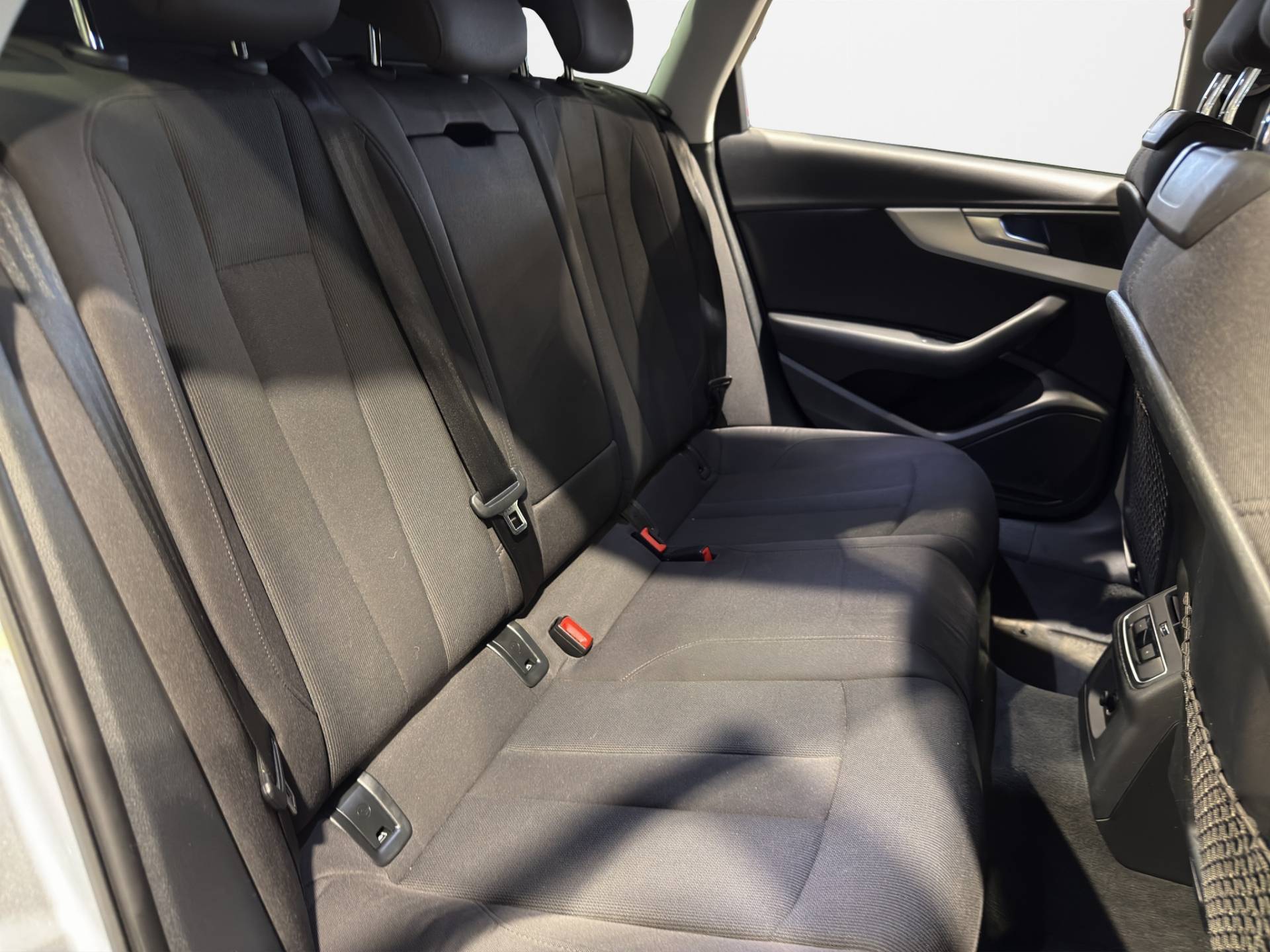 AUDI A4 Avant A4 Avant 2.0 tdi Business Sport quattro 190cv s-tronic usata in pronta consegna - Brandini