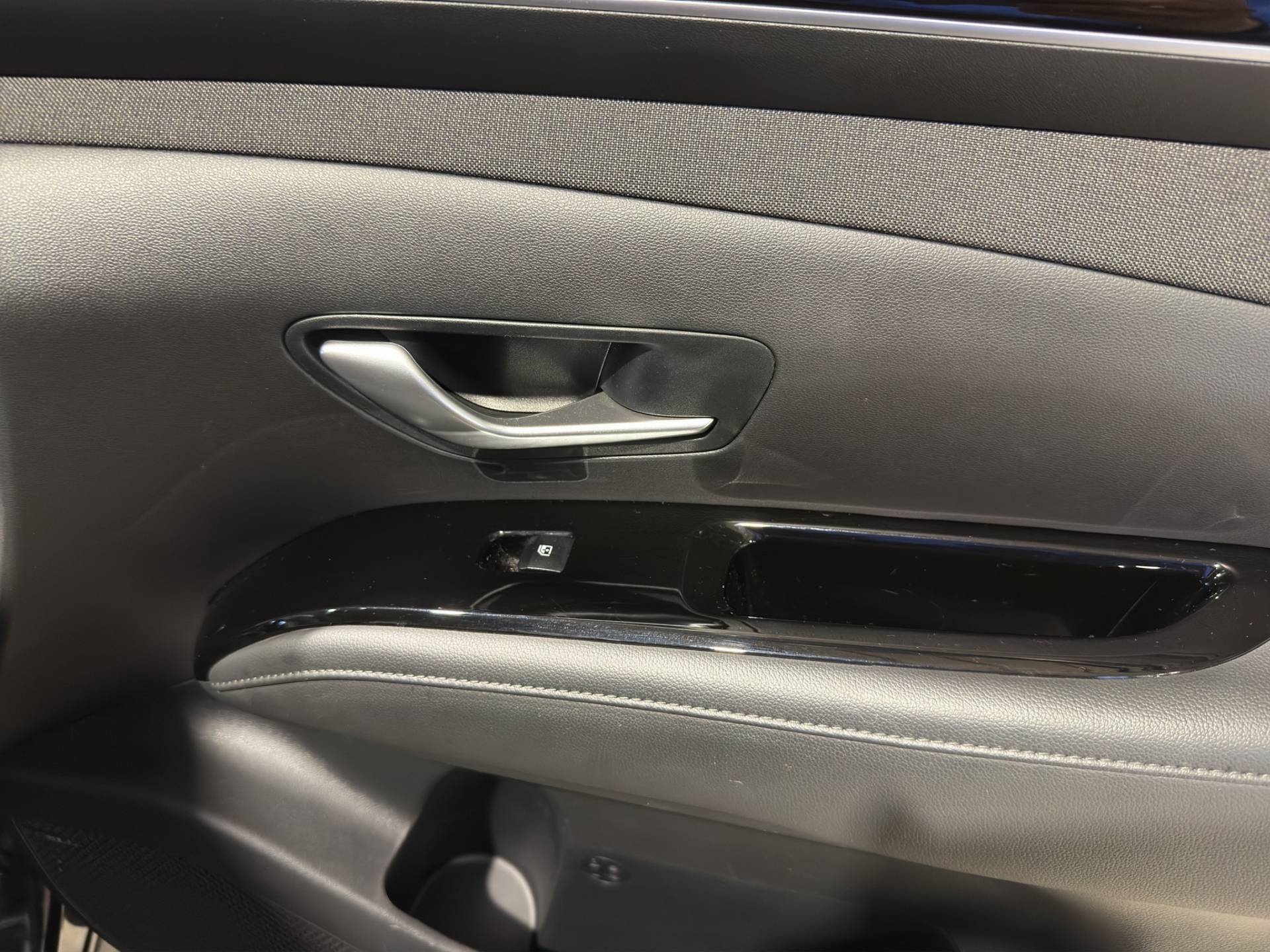 Auto Venduta - HYUNDAI Tucson Tucson 1.6 hev Exellence 2wd auto usata in pronta consegna - Brandini