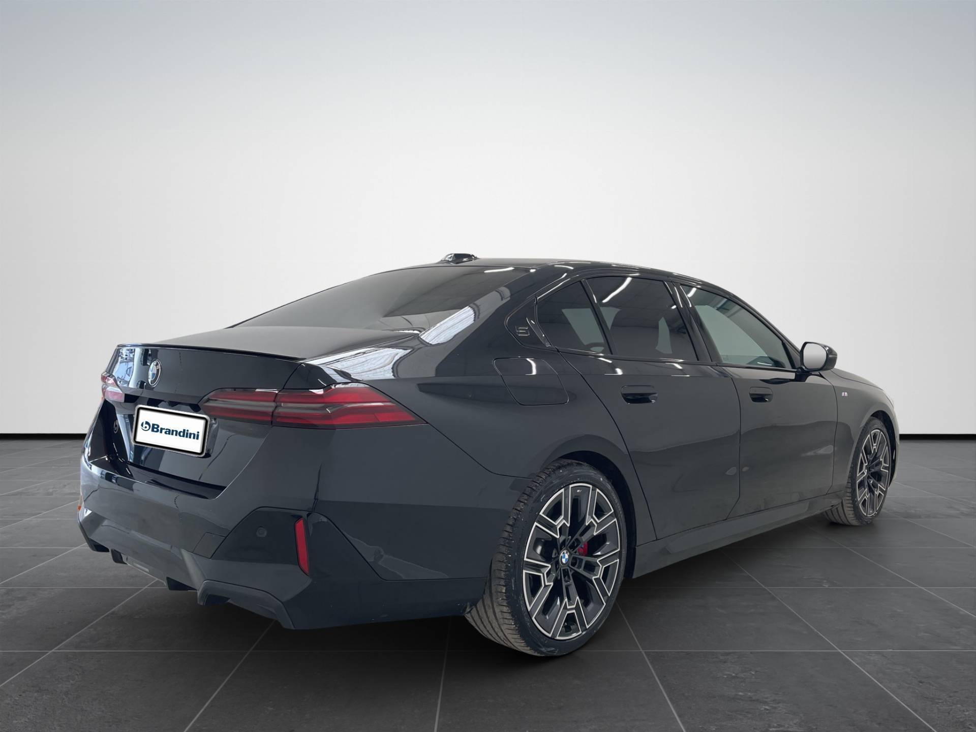 BMW Serie 5 Berlina 520d 48V sdrive auto usata in pronta consegna - Brandini