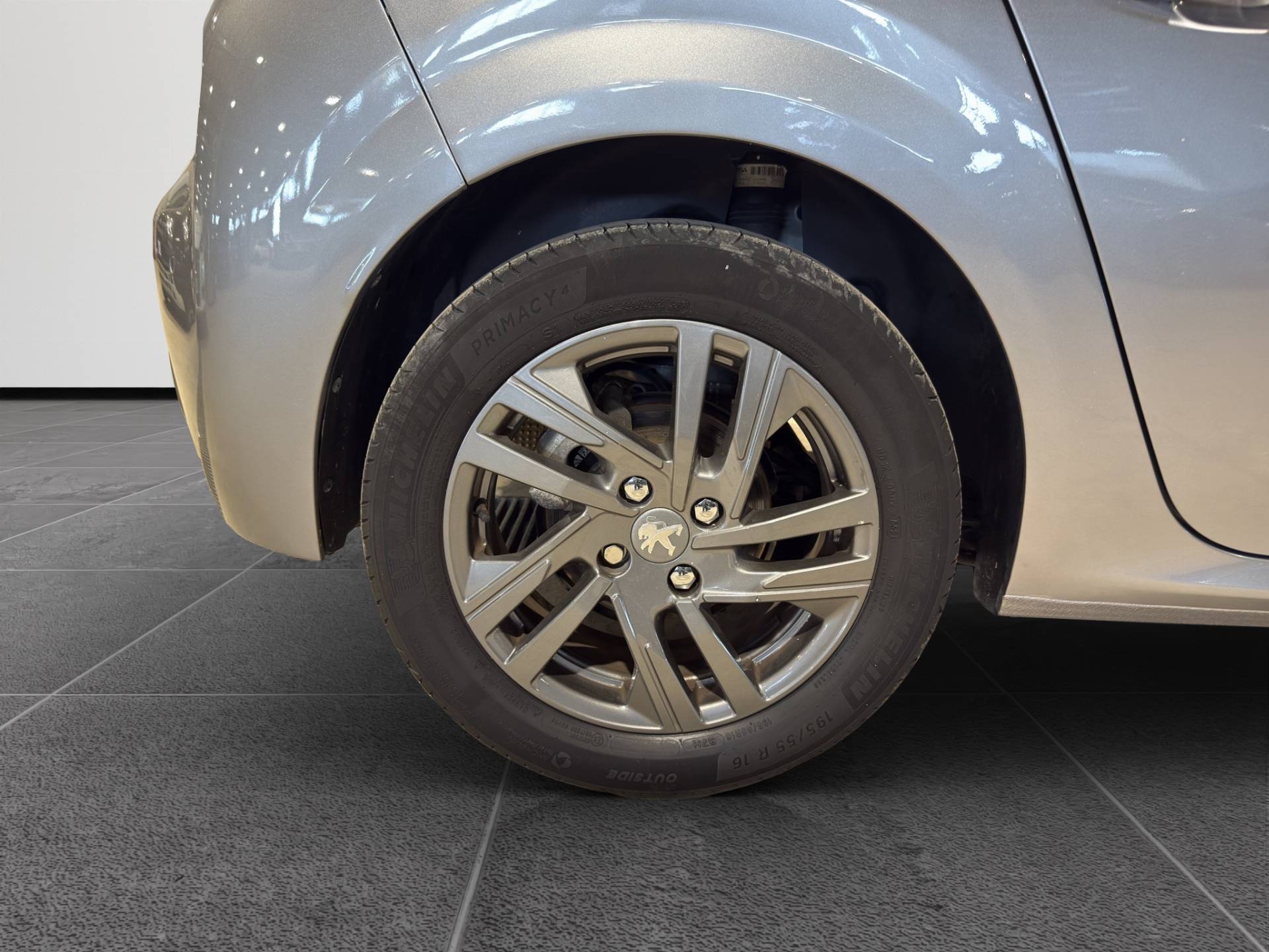 Auto Venduta - PEUGEOT 208 208 1.2 puretech Active Pack s&s 100cv usata in pronta consegna - Brandini