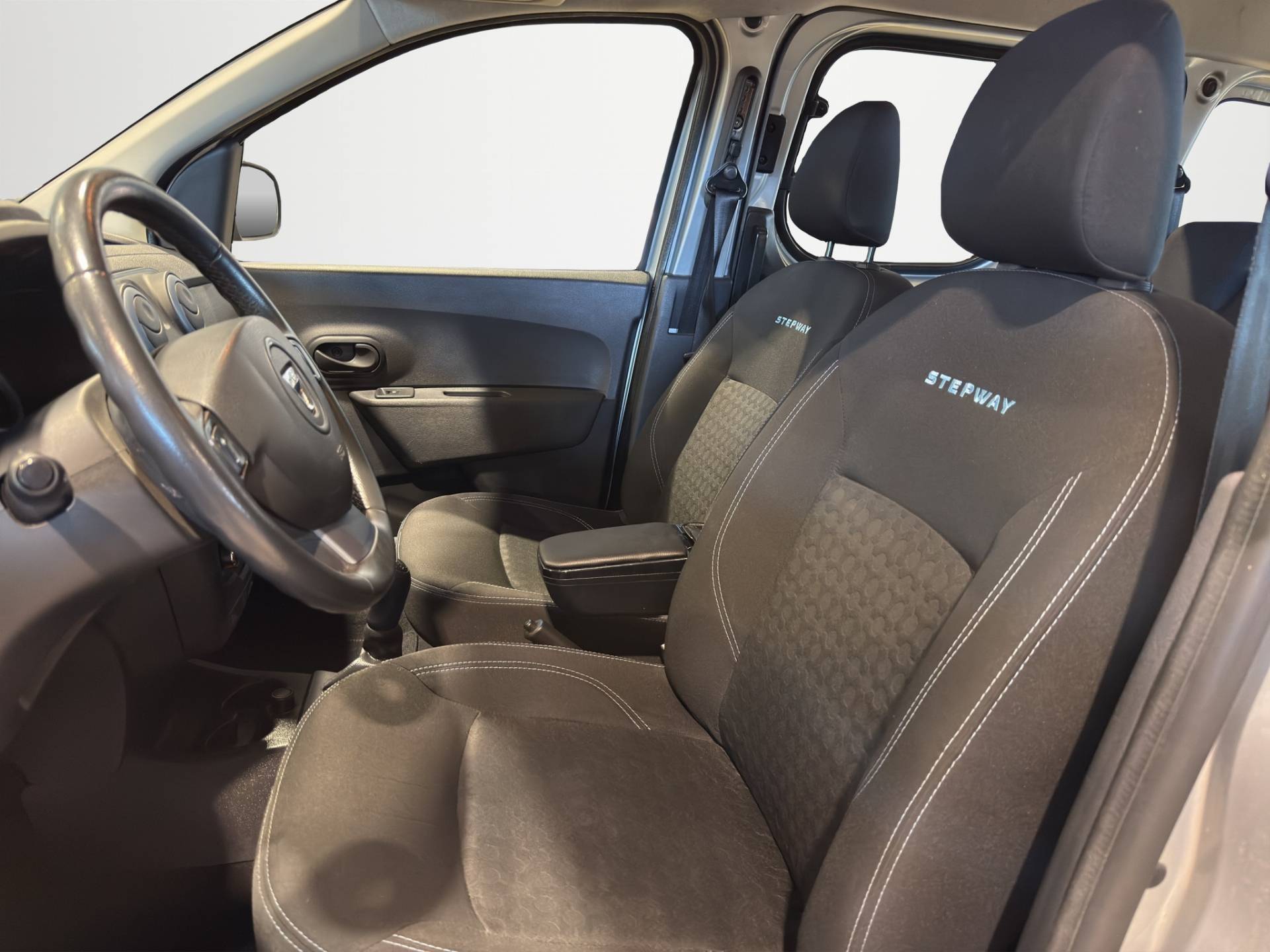 DACIA Dokker Dokker Stepway 1.2 tce c/park.radar s&s 115cv my16 usata in pronta consegna - Brandini