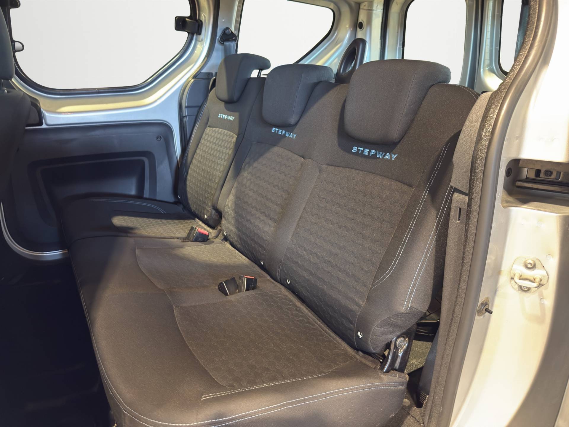 DACIA Dokker Dokker Stepway 1.2 tce c/park.radar s&s 115cv my16 usata in pronta consegna - Brandini