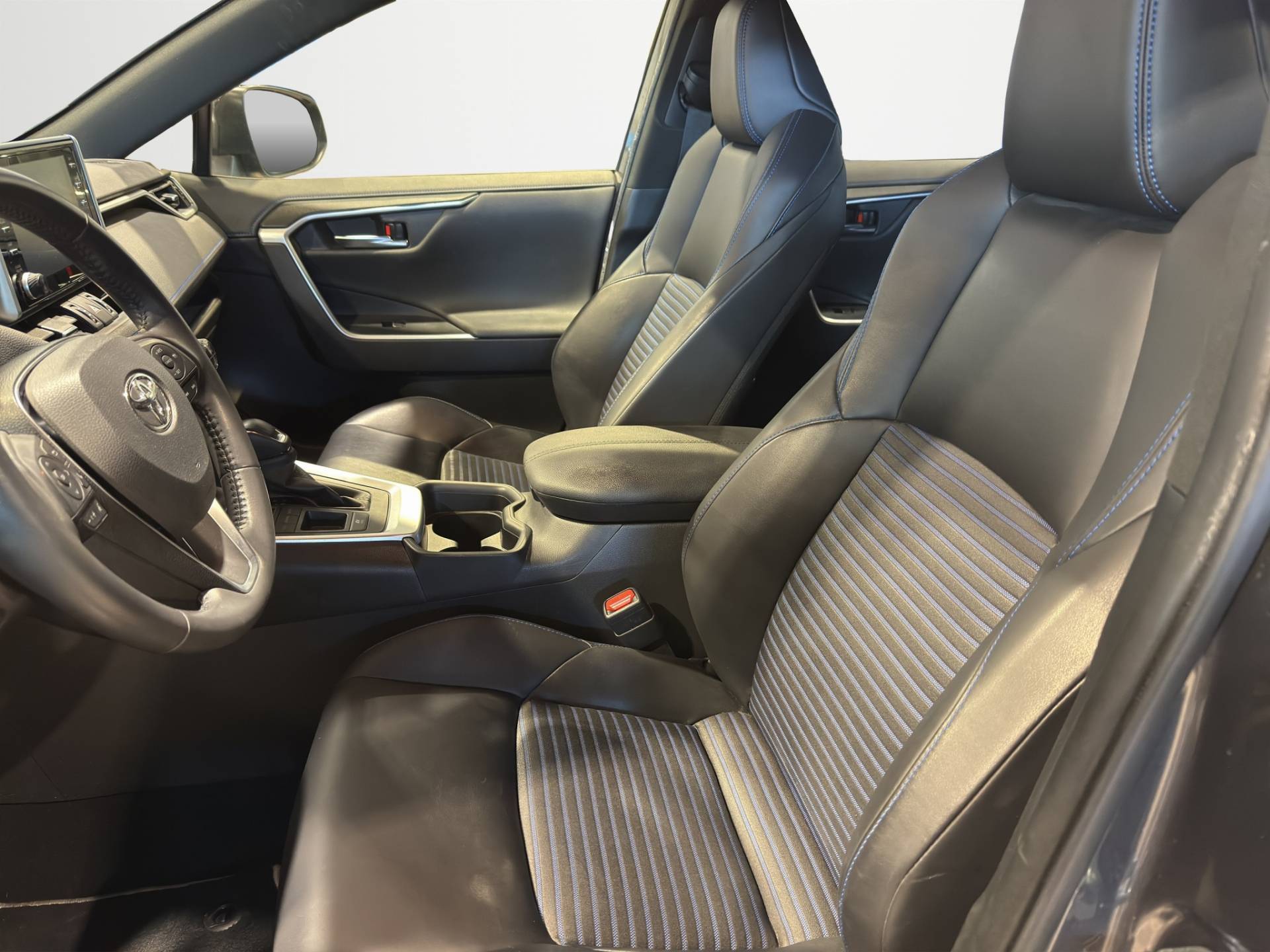 Auto Venduta - TOYOTA Rav4 Rav4 2.5 vvt-ie hybrid Style 2wd e-cvt usata in pronta consegna - Brandini