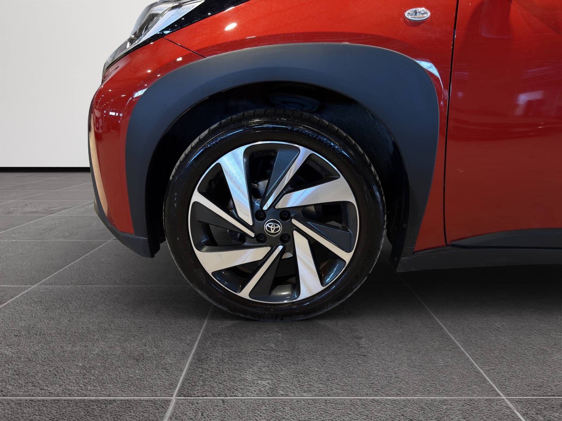 Auto Venduta - TOYOTA Aygo Aygo X 1.0 Lounge 72cv s-cvt usata in pronta consegna - Brandini