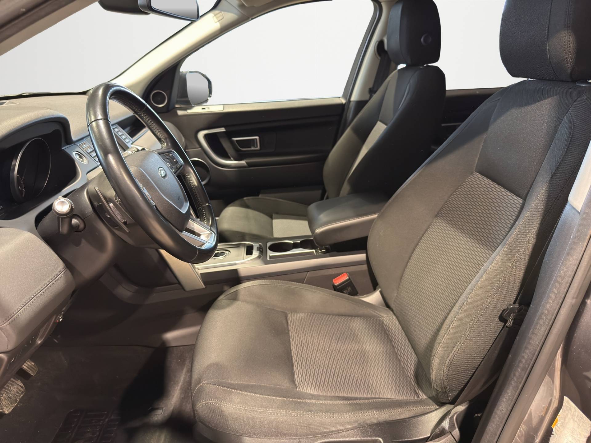 LAND ROVER Discovery Sport Discovery Sport 2.0 TD4 150 CV SE usata in pronta consegna - Brandini